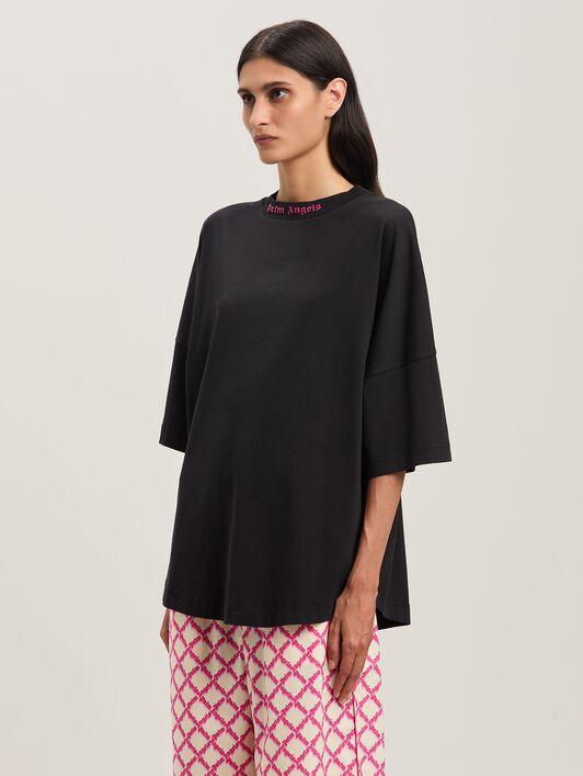 CURVED LOGO LOOSE TEE Product Image