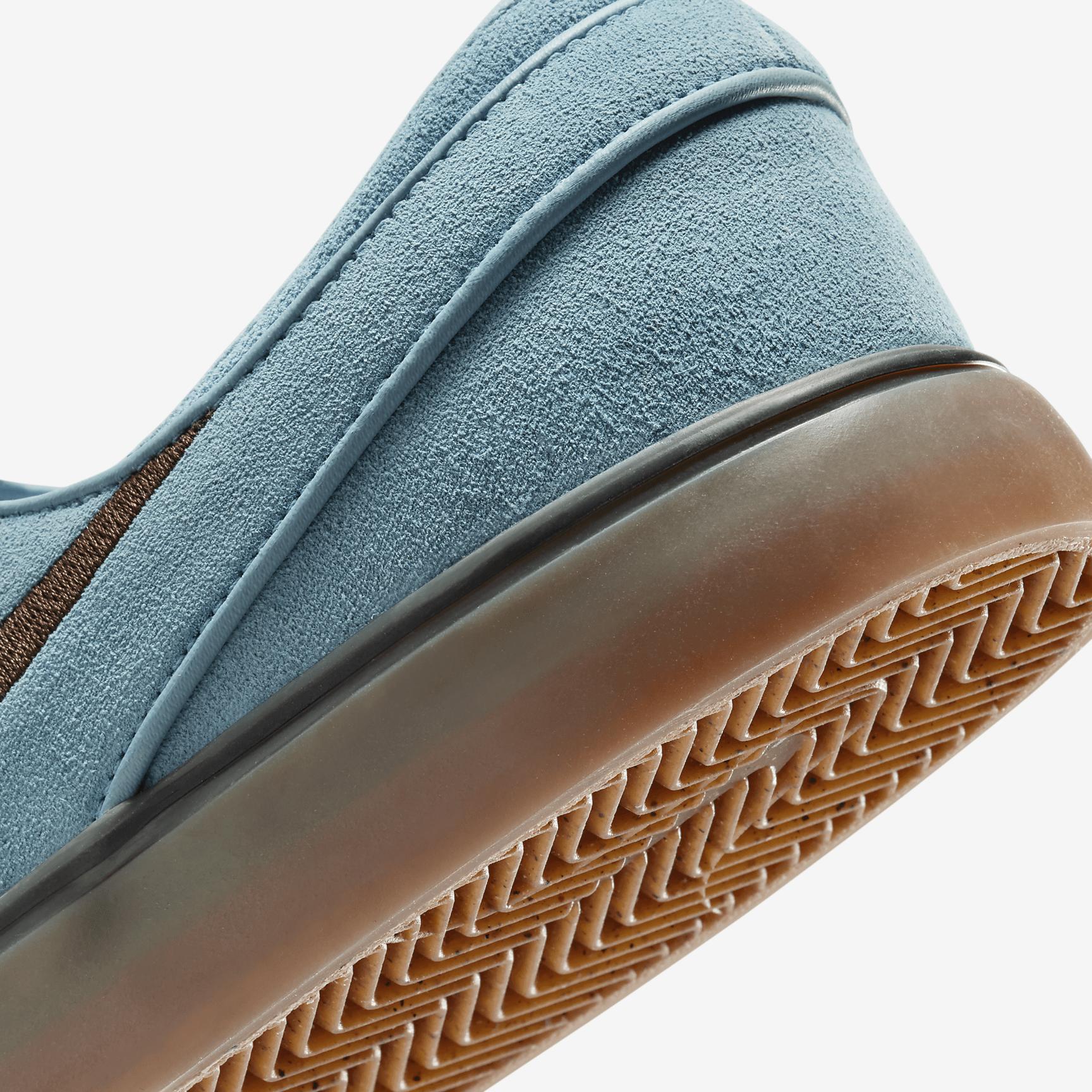 Mens Nike SB Janoski+ Slip Skate Shoes | FN5893-100 Product Image