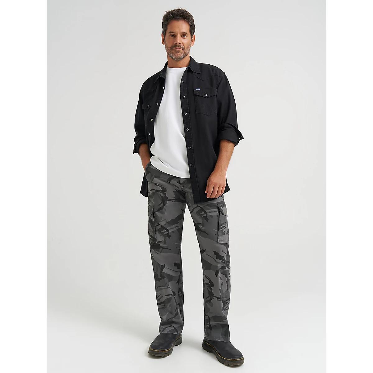 Wrangler® Men's Comfort Flex Waist Cargo Pant Product Image