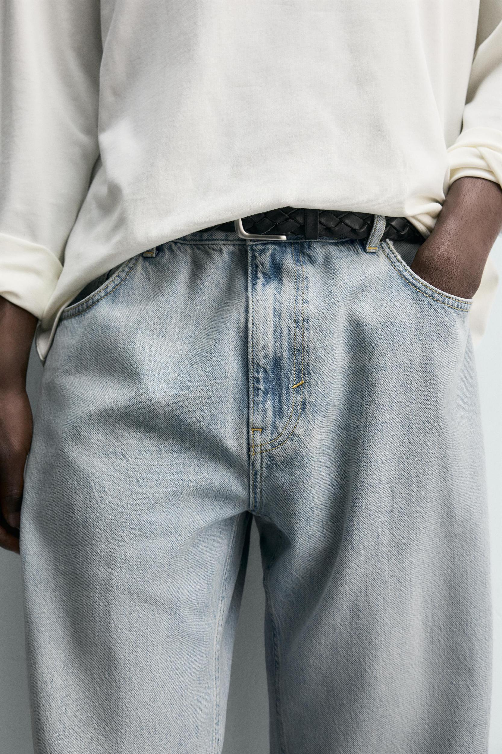 STRAIGHT FIT JEANS Product Image