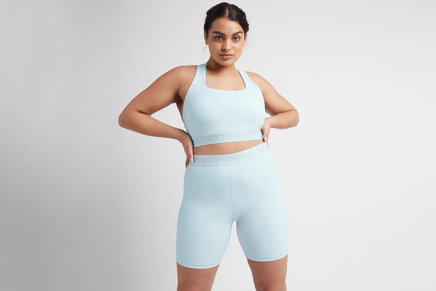 Mid Rise Logotape Shorts 607 Product Image