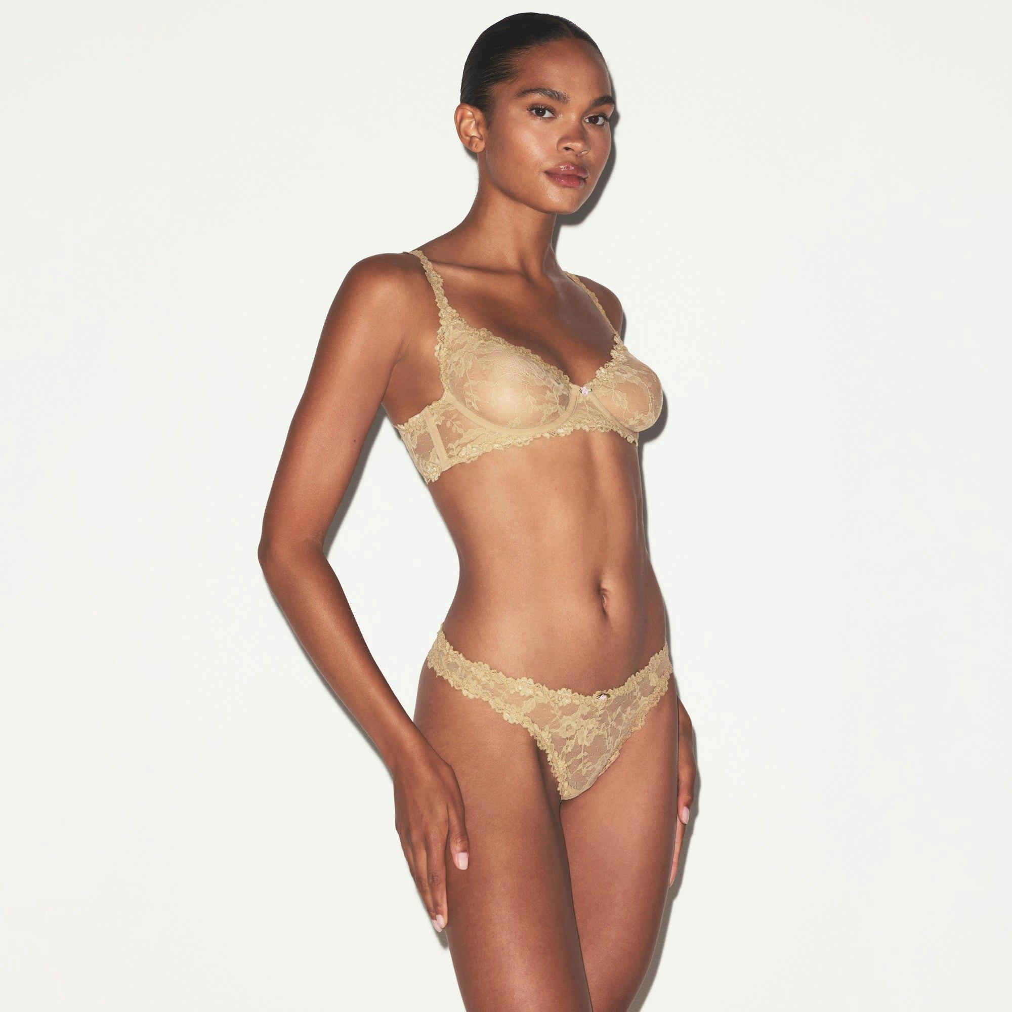 STRETCH LACE UNLINED DEMI BRA | DELTA Product Image