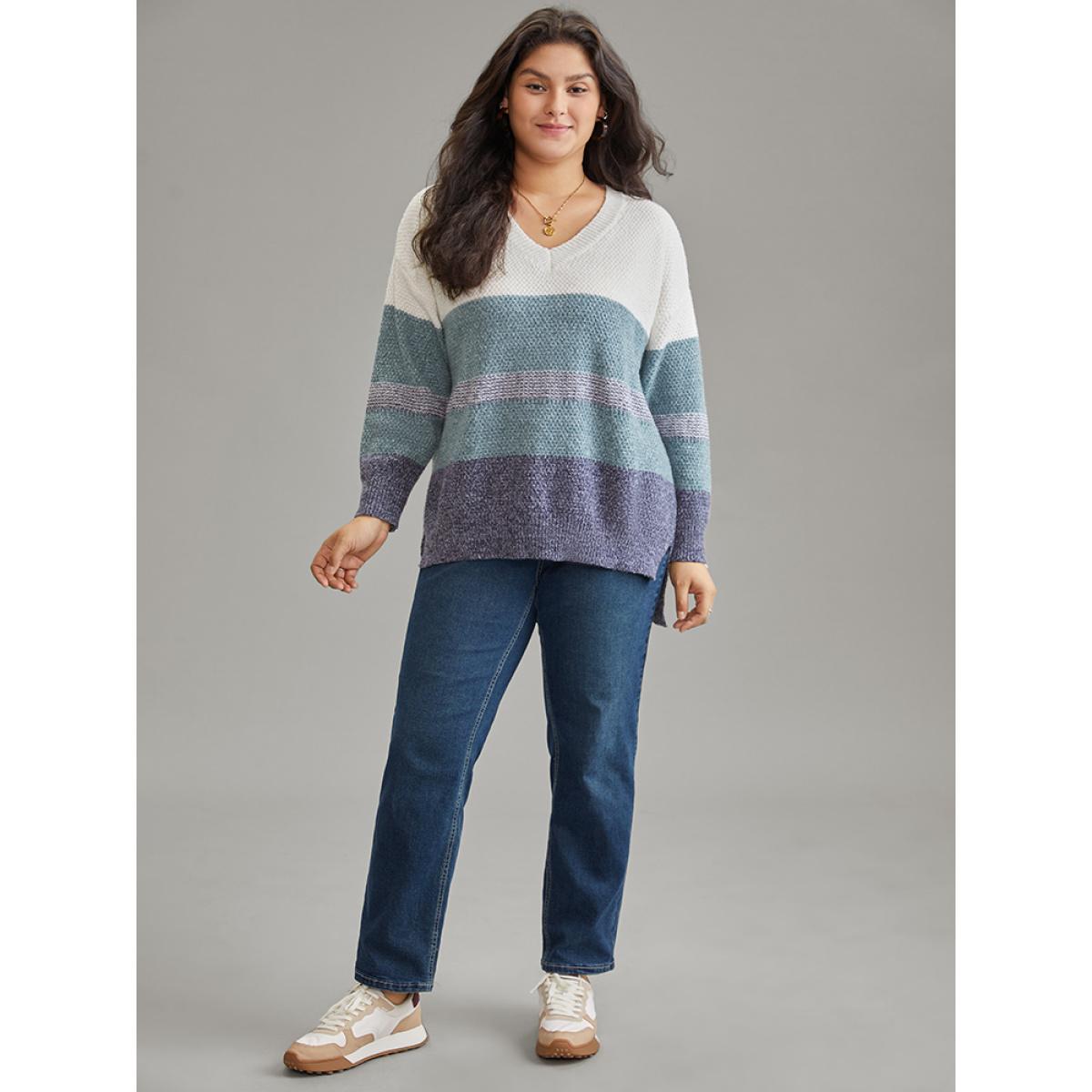 Plus Size Colorblock Heather Split Side High Low Hem Pullover Cerulean Women Casual Loose Long Sleeve V-neck Dailywear Pullovers BloomChic 22-24/3X Product Image