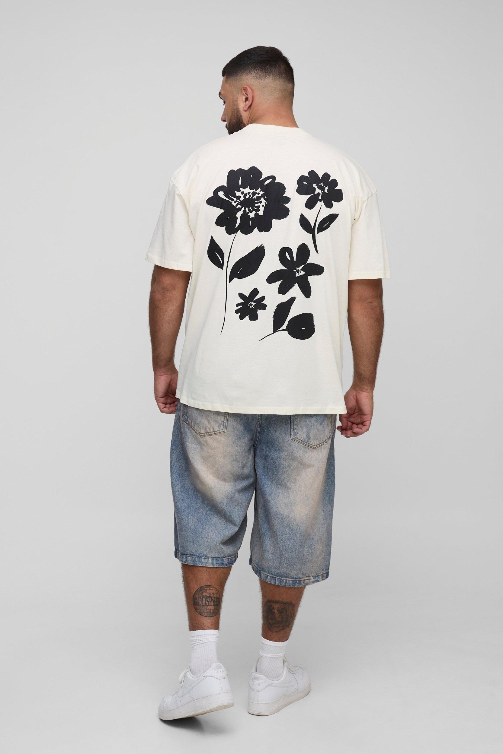 Plus Floral Graphic Oversized T-Shirt | boohooMAN USA Product Image