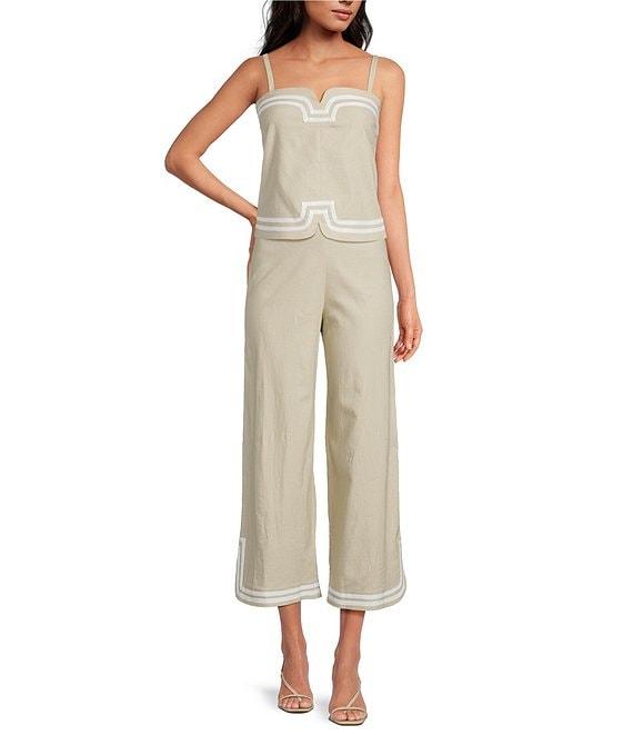 Trina Turk Abbey Stretch Linen Flat Front Notch Hem Crop Coordinating Pants Product Image