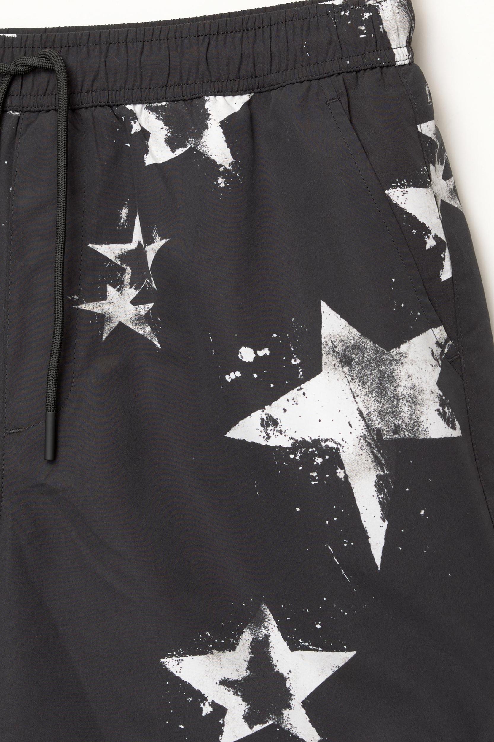 Star print board shorts Product Image
