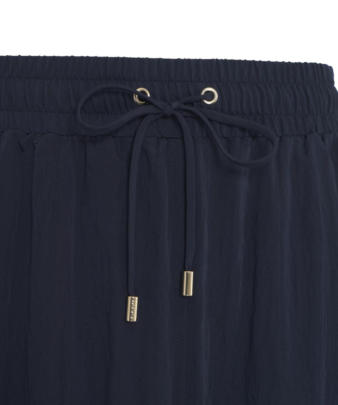 Maxi skirt with cargo pockets Product Image