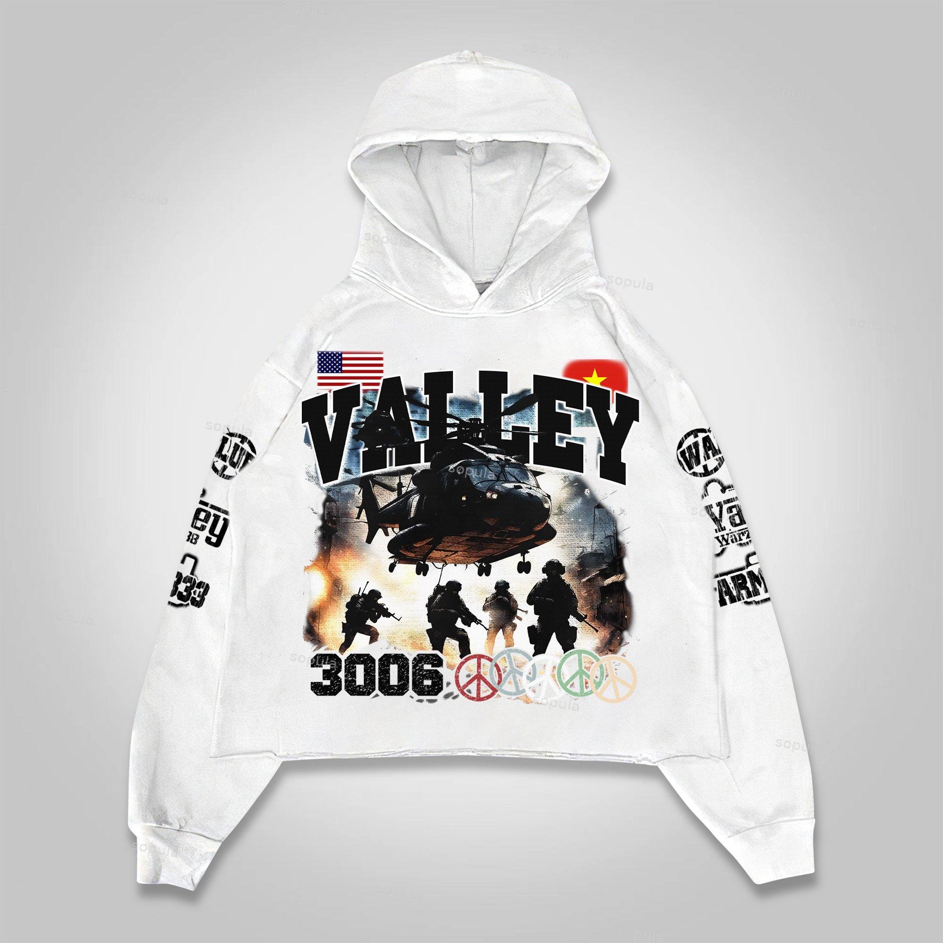 Sopula Men's Warzone Graphic Cropped Hoodie Product Image