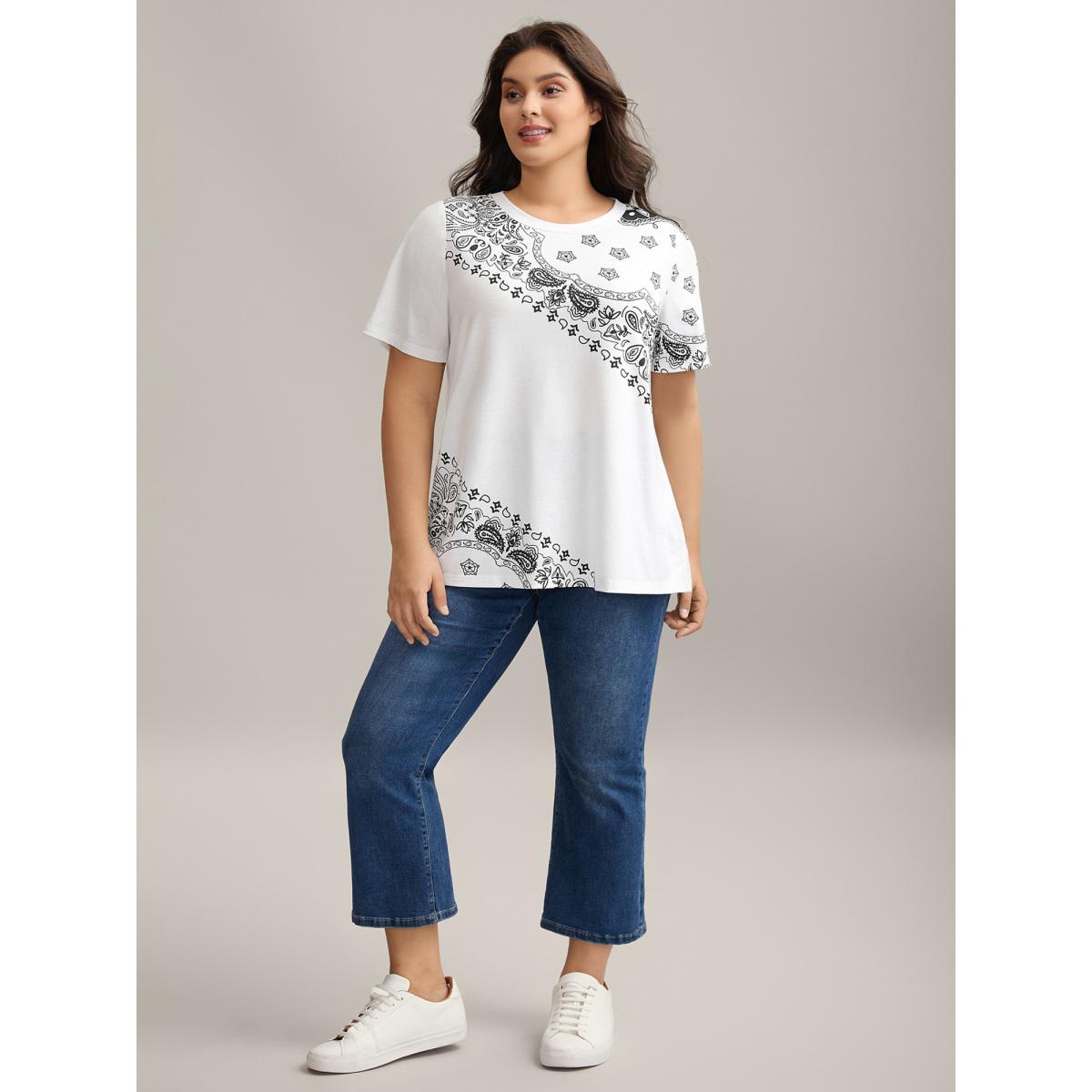 Plus Size Boho Print Plain Crewneck T-Shirt Ivory Women Leisure Non Round Neck Casual T-shirts BloomChic 28/5X Product Image