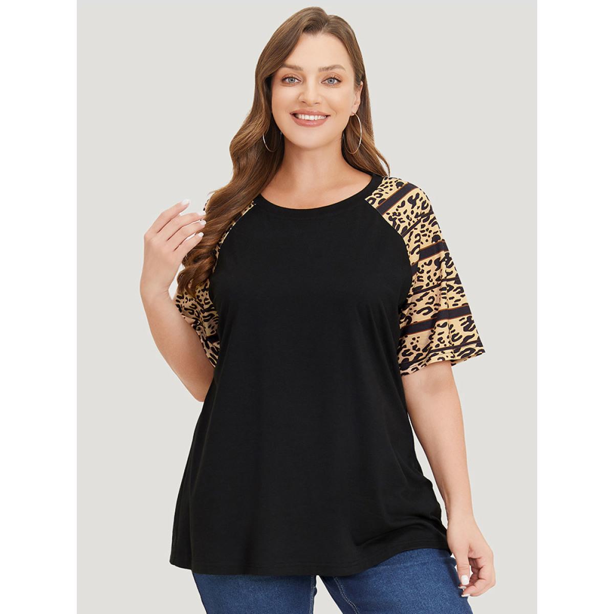 Plus Size Leopard Print Contrast Raglan Sleeve T-shirt Black Women Casual Contrast Leopard Round Neck Dailywear T-shirts BloomChic 12/L Product Image