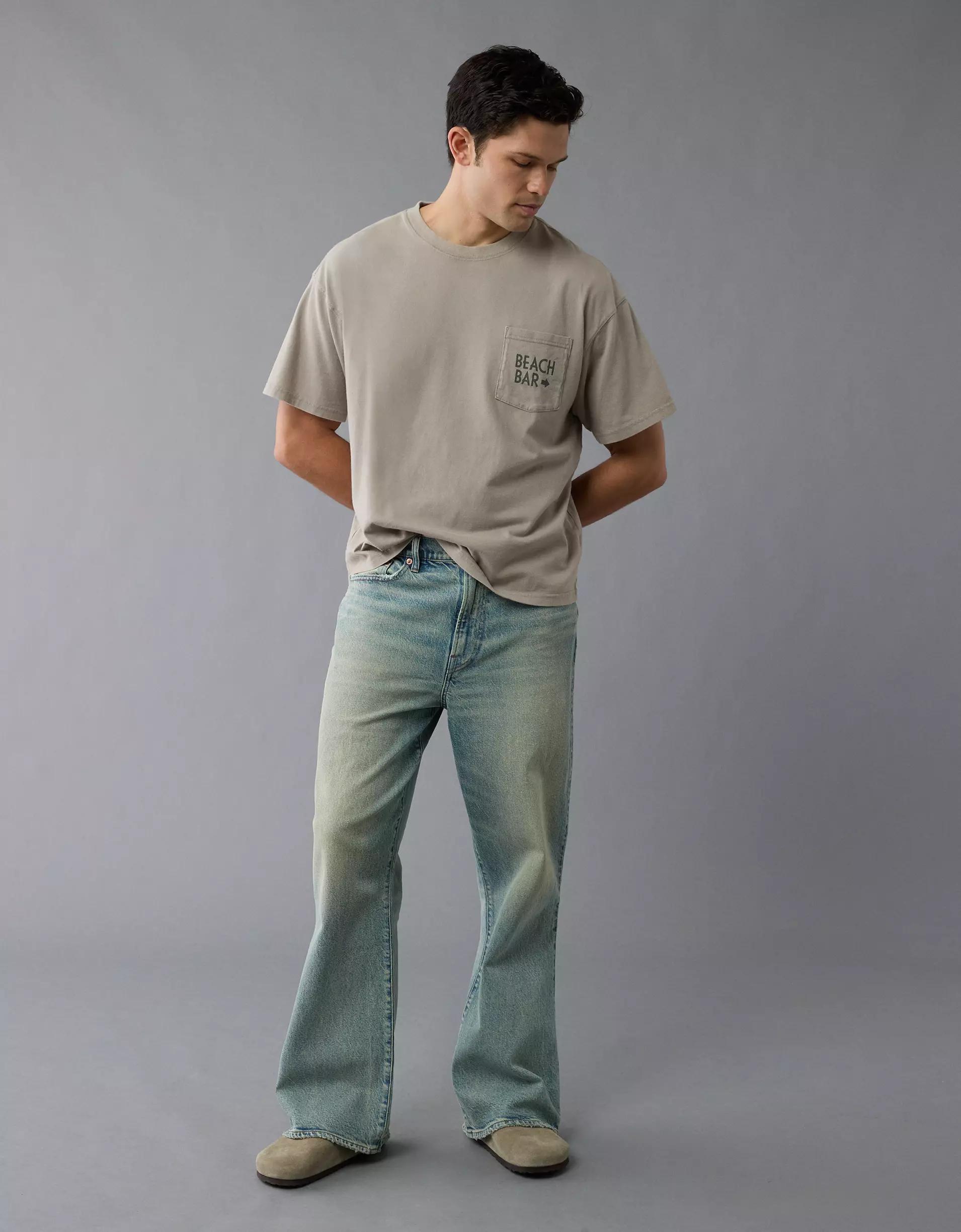 AE Boxy Graphic T-Shirt Product Image