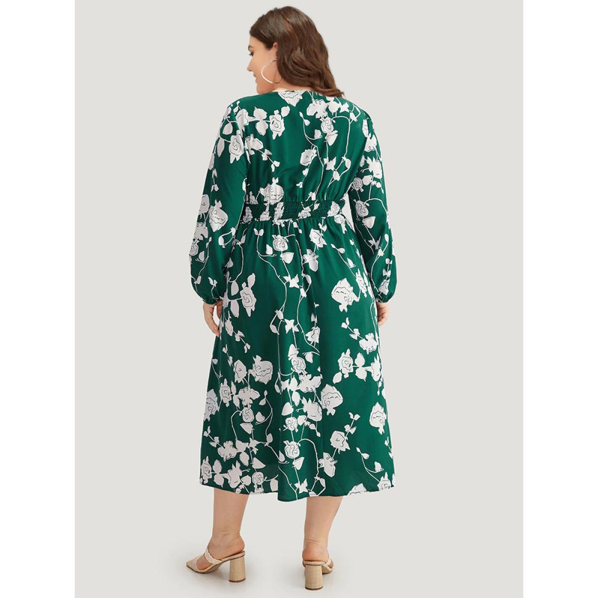 Plus Size Silhouette Floral Print Shirred Elastic Cuffs Dress DarkGreen Women Elegant Elastic cuffs V-neck Long Sleeve Curvy Midi Dress BloomChic 26/4X Product Image