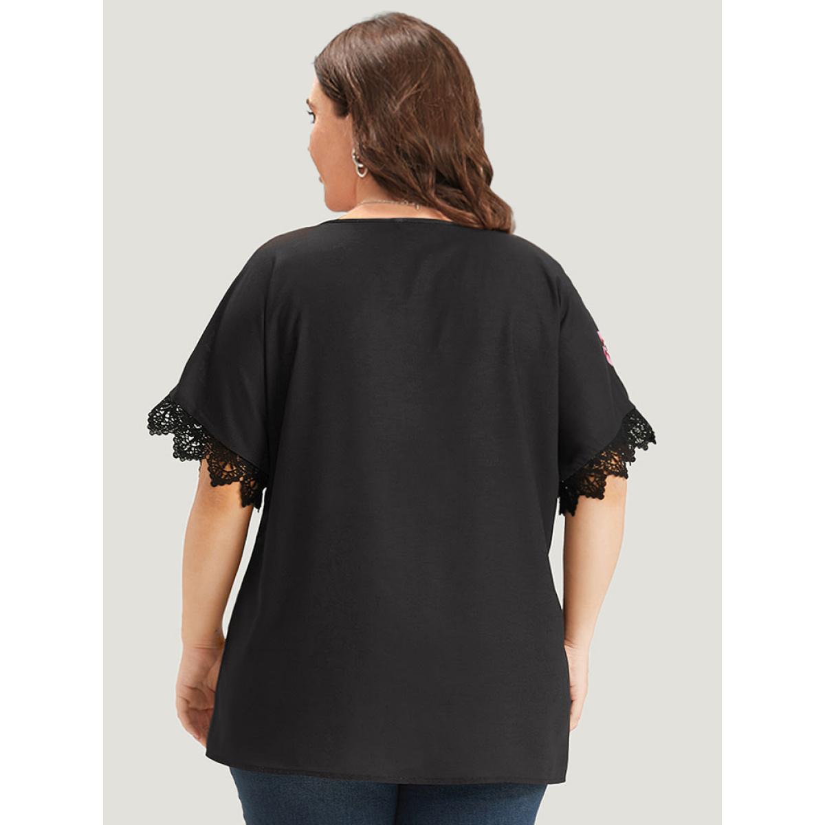 Plus Size Black Floral Print Patchwork Lace Trim Gathered Blouse Women Elegant Short sleeve Round Neck Dailywear Blouses BloomChic 18-20/2X Product Image