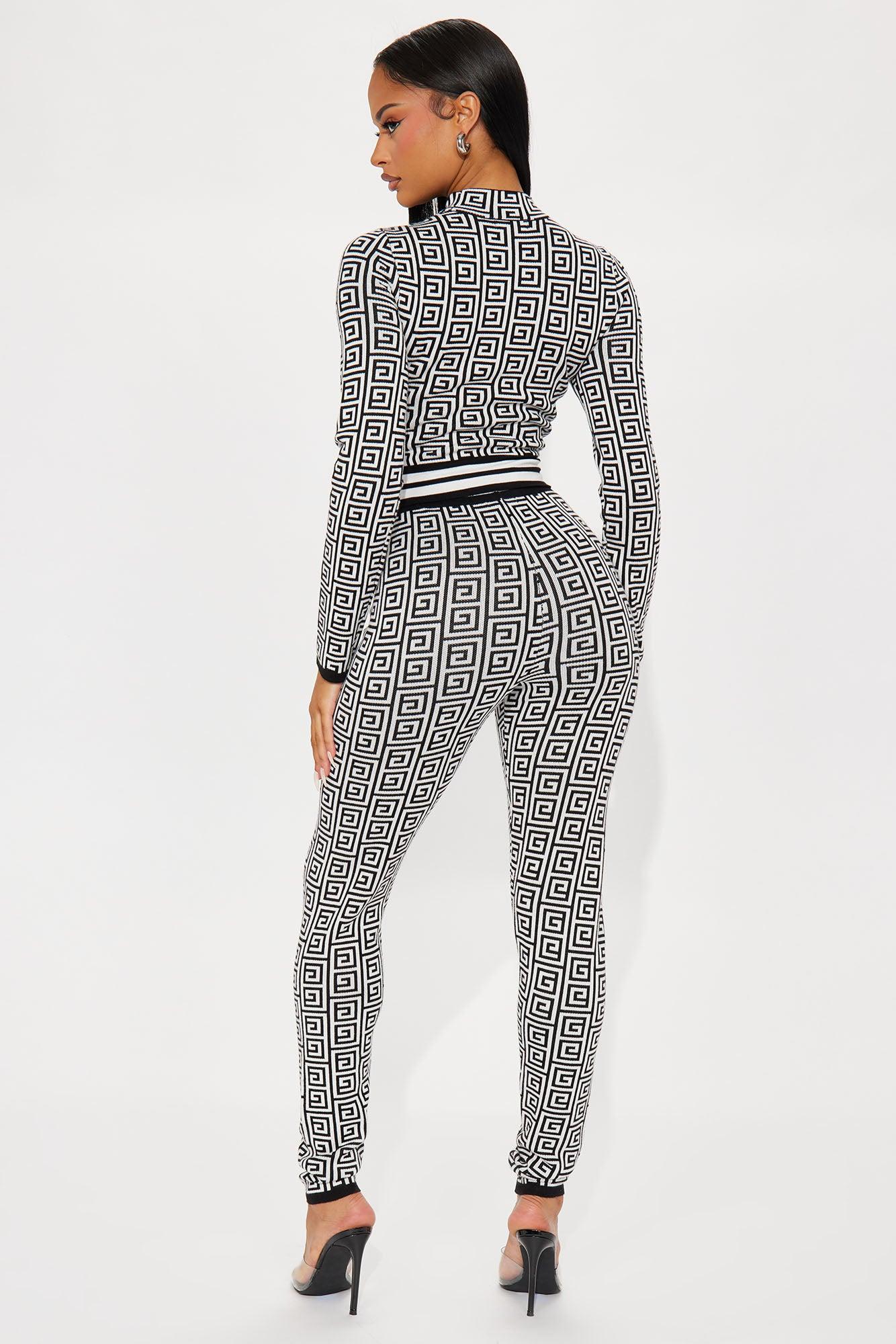 Gabrielle Pant Set - Black/combo Product Image