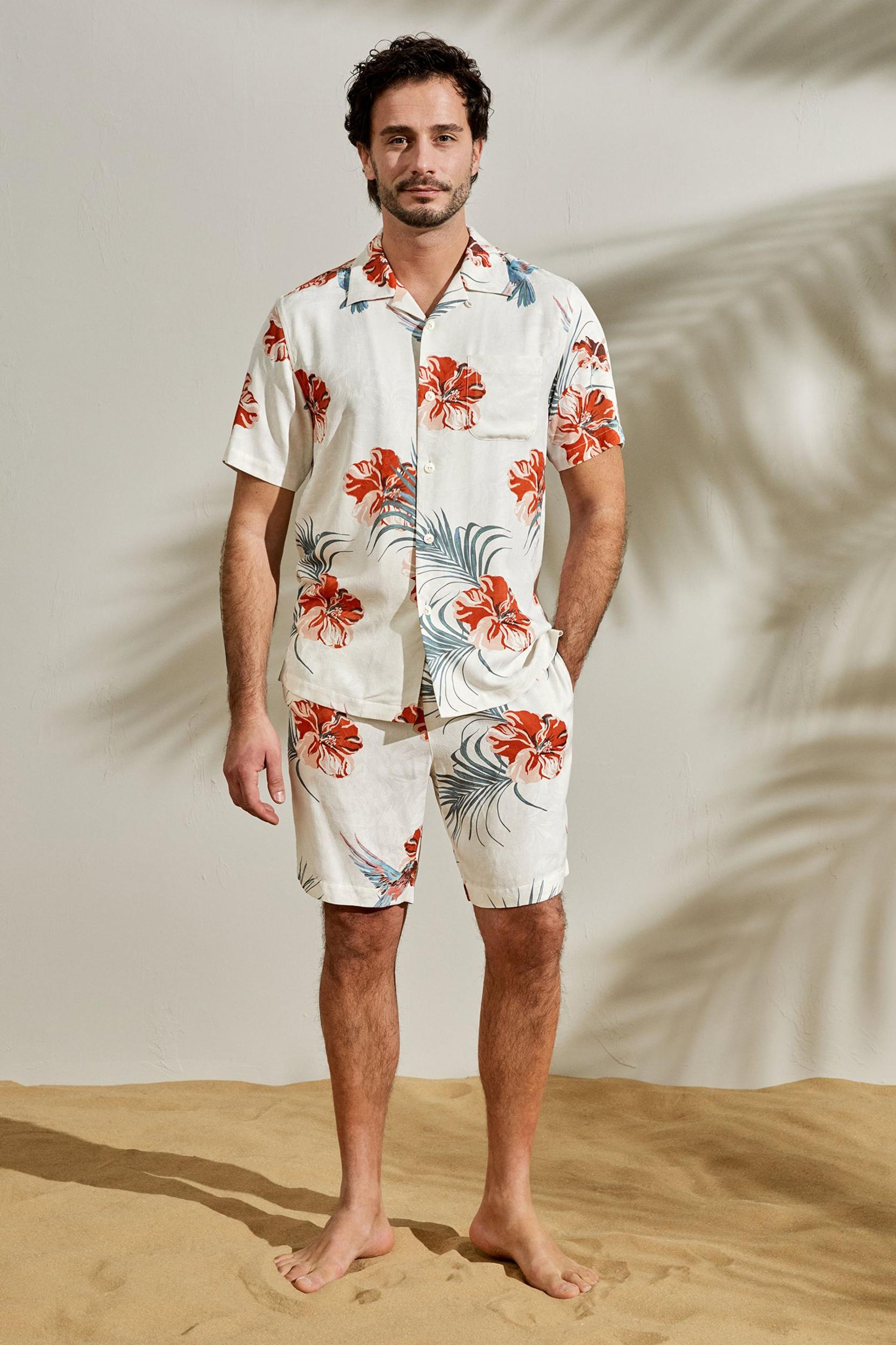 Hawaiian Cruise Hibiscus Shirt Product Image