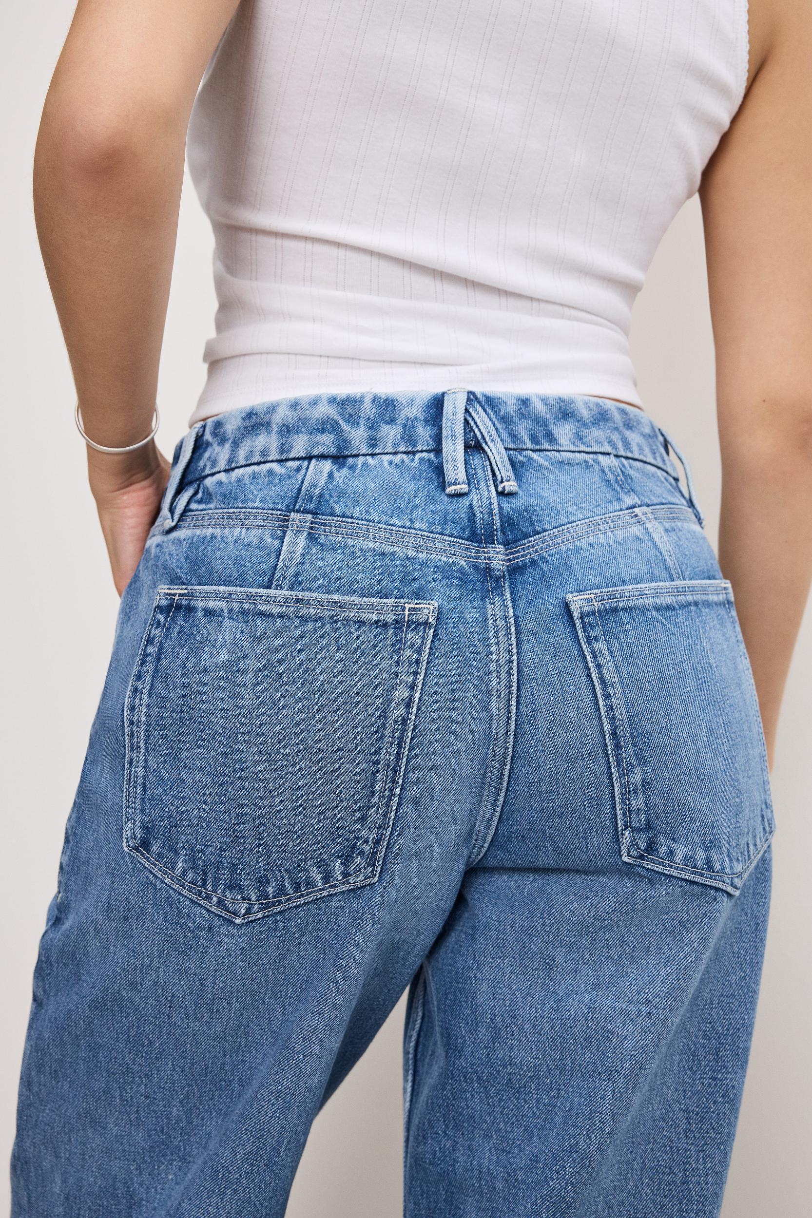 GOOD PETITE 90S RELAXED JEANS | INDIGO893 Product Image