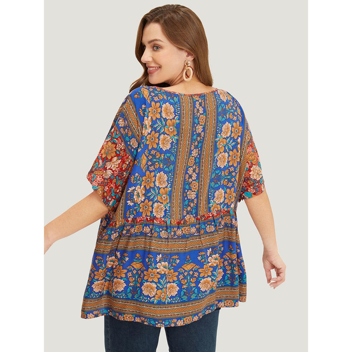 Plus Size Scarlet Bandana Print Tie Neck Tassels Batwing Sleeve Blouse Women Vacation Short sleeve Tie Neck Dailywear Blouses BloomChic 28/5X Product Image