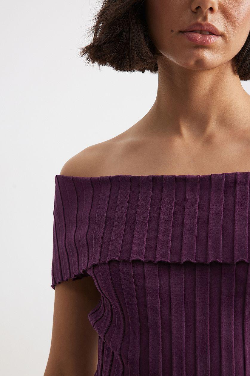Offshoulder Knitted Top Product Image