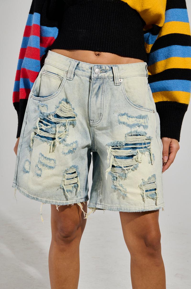 LITE UP DENIM SHORT Product Image