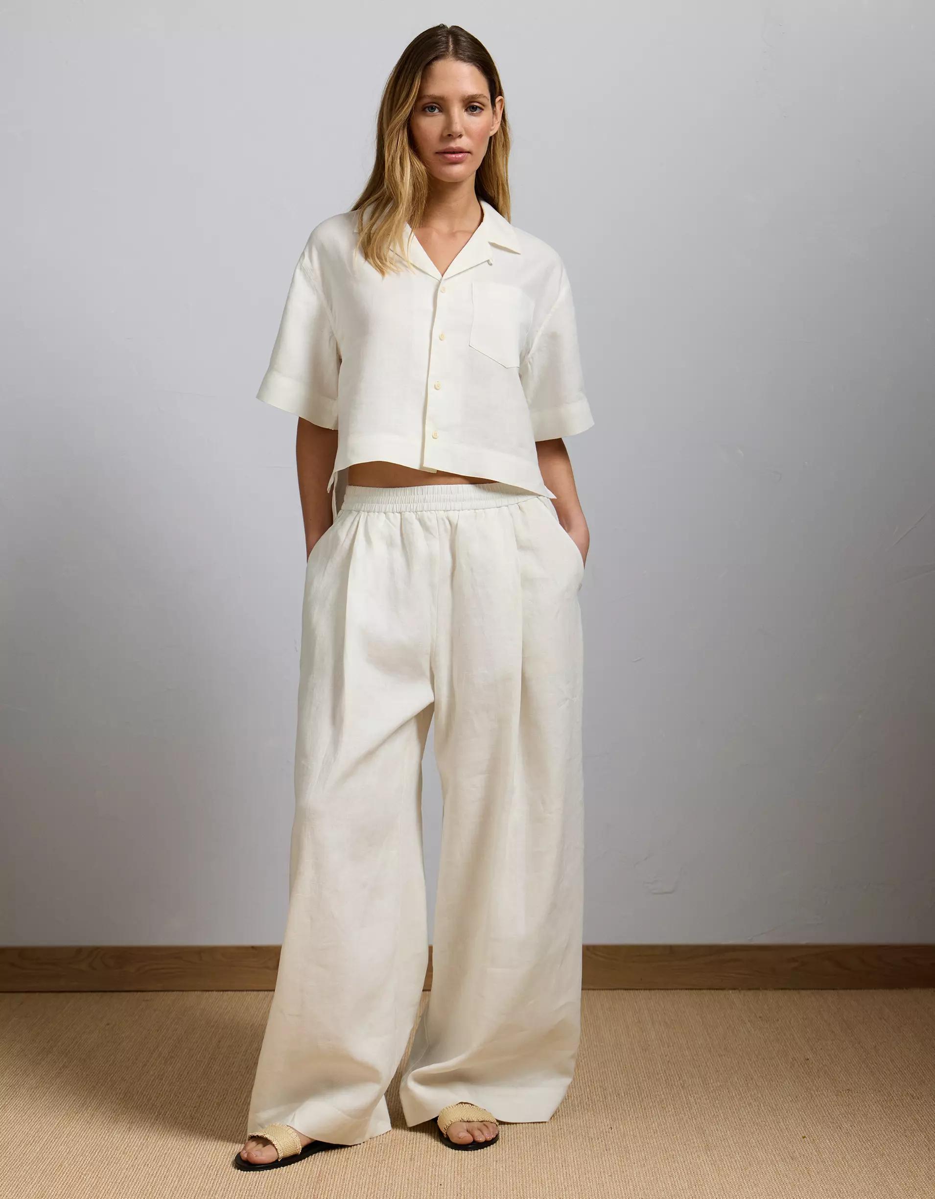 AE77 Premium Linen Camp Shirt Product Image