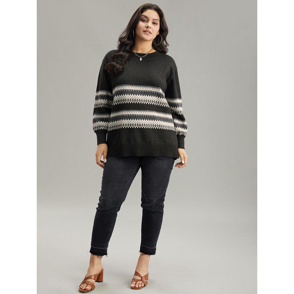 Plus Size Supersoft Essentials Anti-Pilling Bandana Print Pullover Black Women Casual Loose Long Sleeve Round Neck Dailywear Pullovers BloomChic 26/4X Product Image