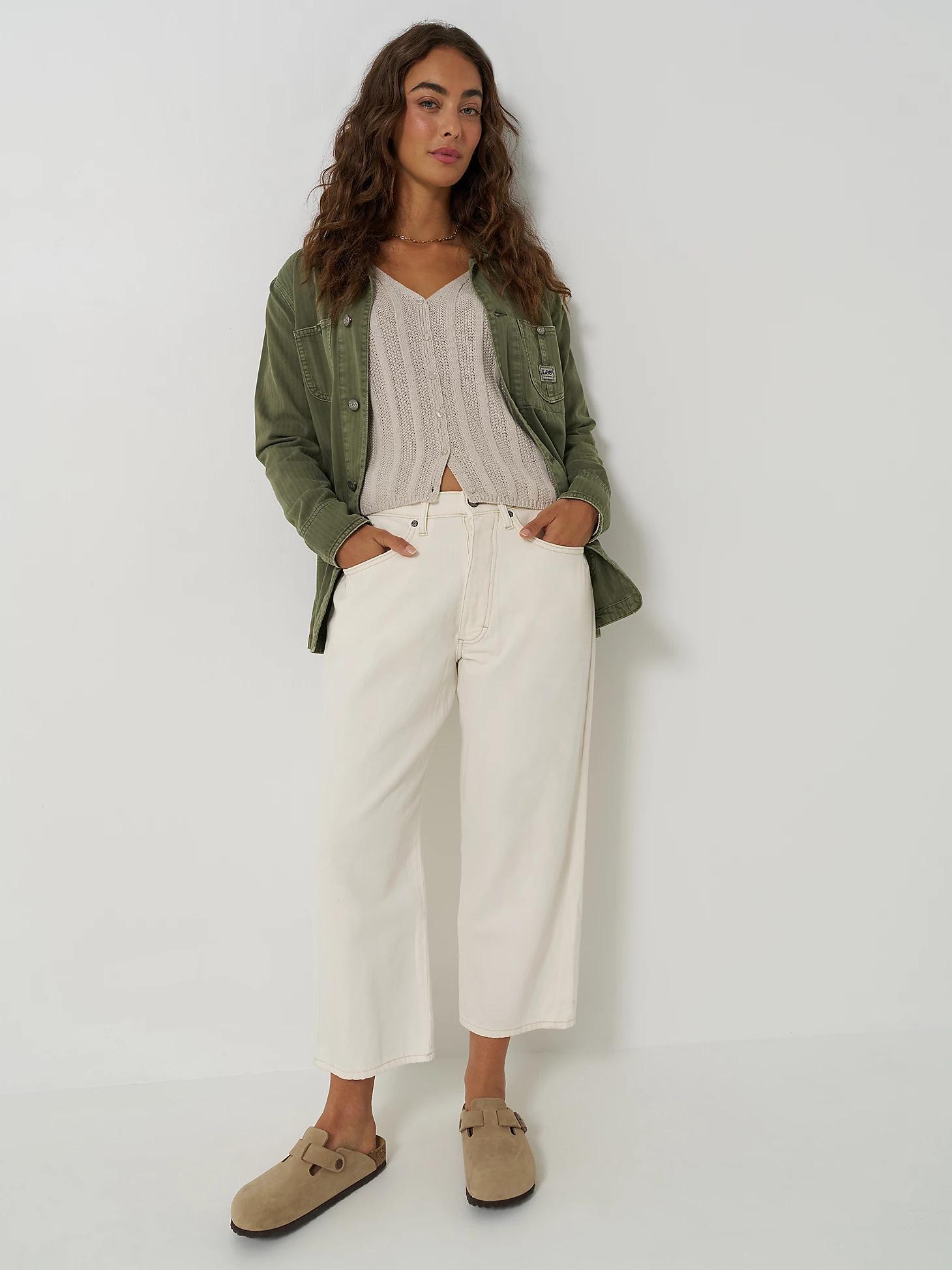 Women's Loose Crop Button-Fly Jean | Women's Capris & Crops | Lee® Product Image