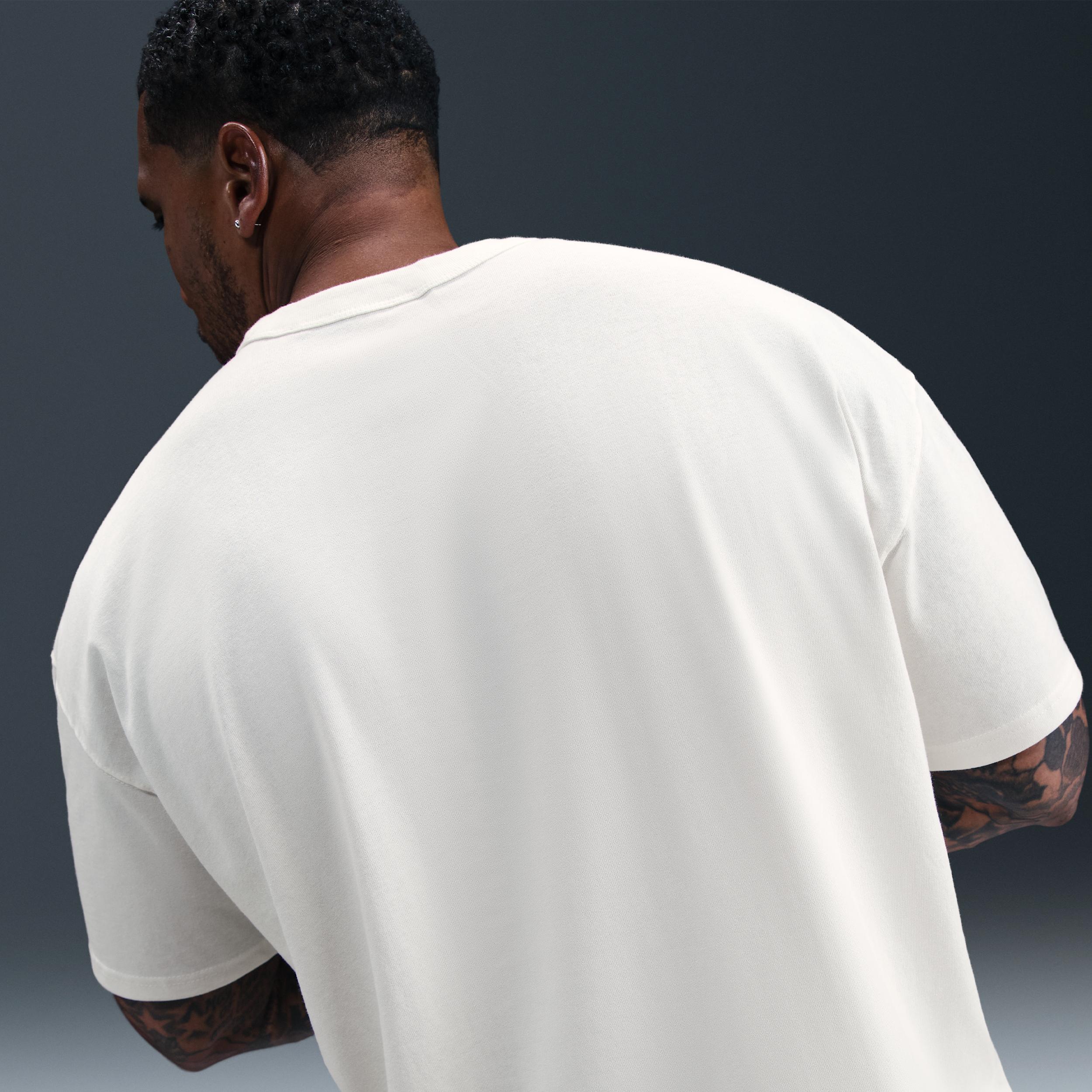 Mens Nike Sportswear Premium Essentials T-shirt | HQ9238-072 Product Image