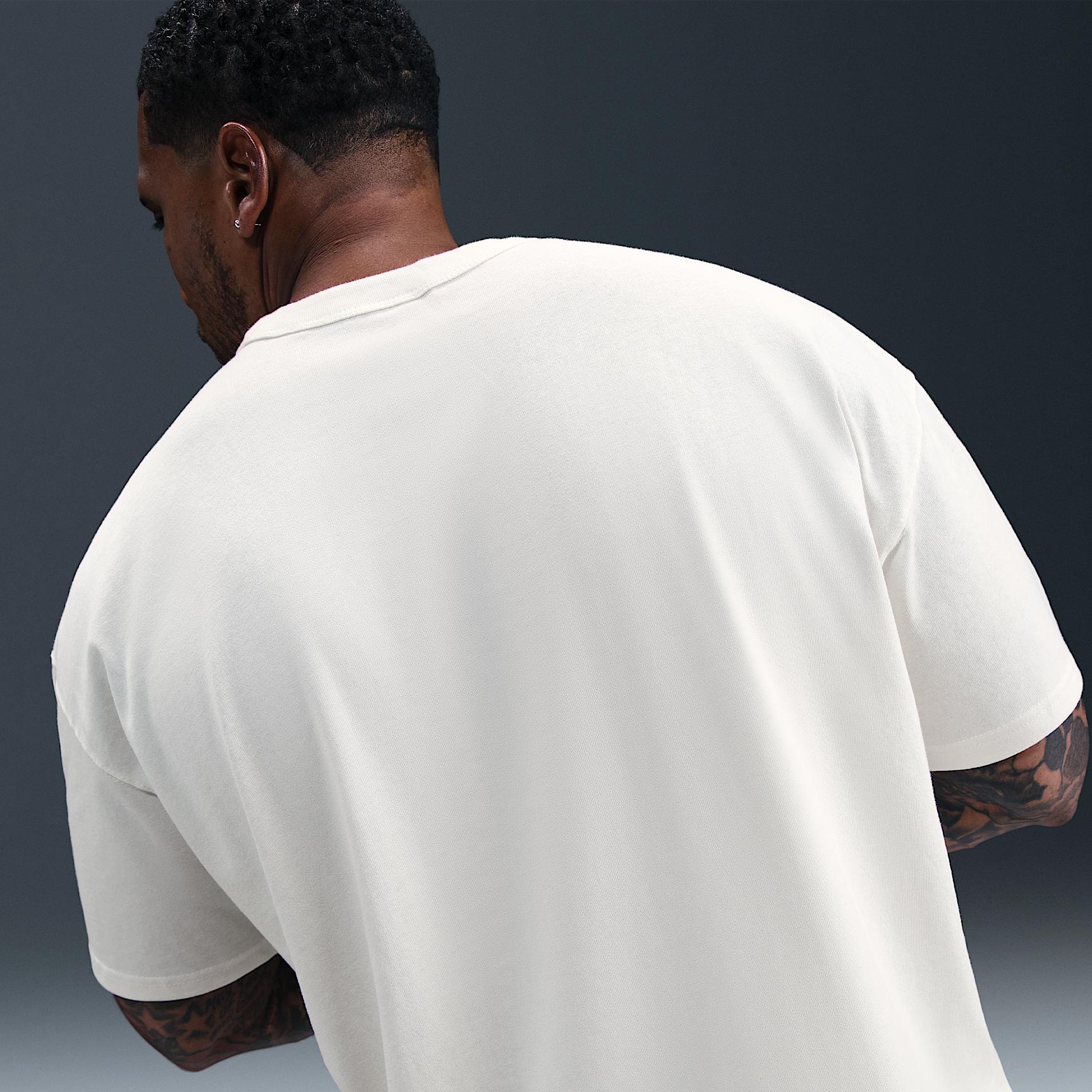 Mens Nike Sportswear Premium Essentials T-shirt | HQ9238-072 Product Image