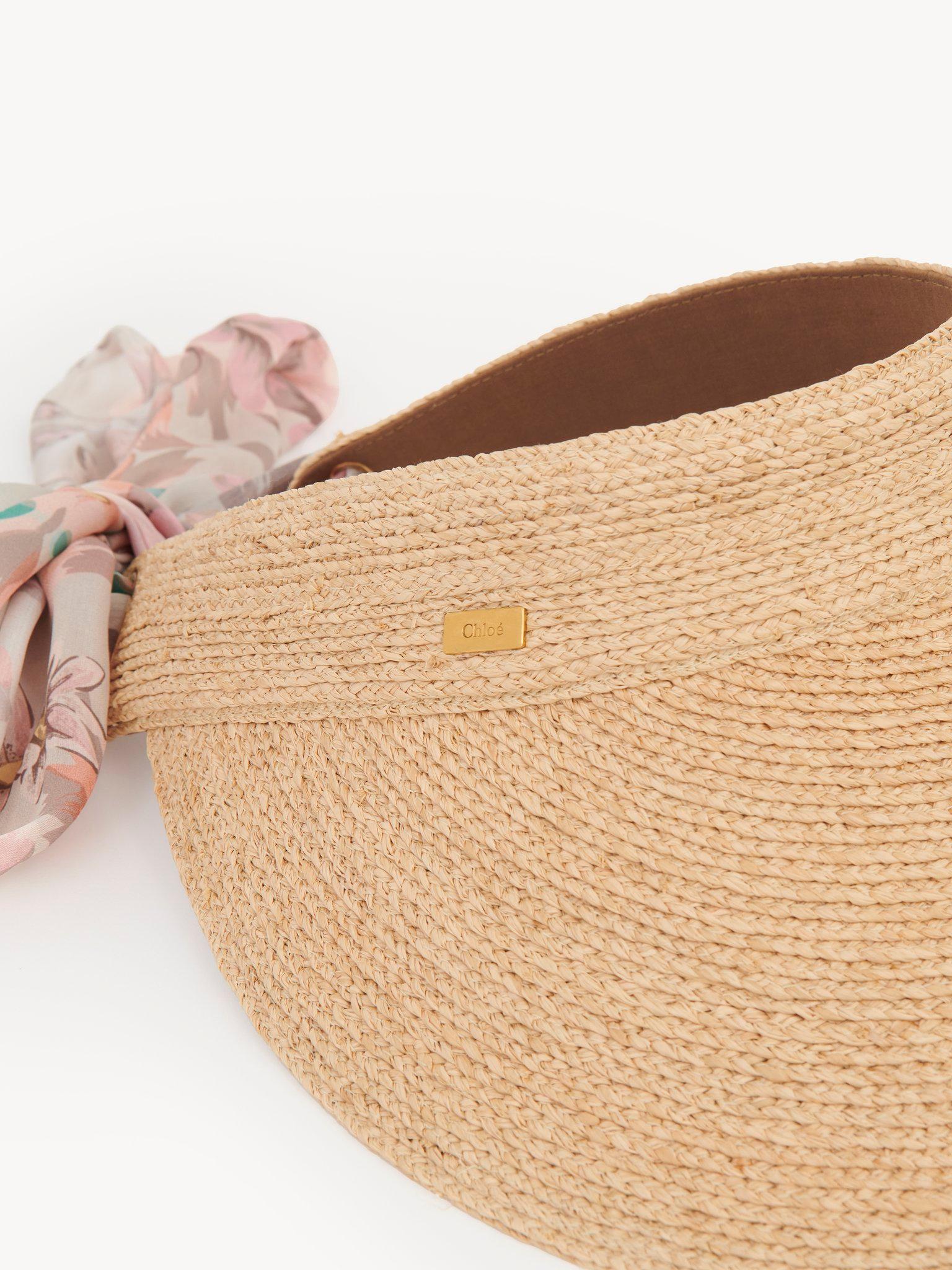 The Chloé visor in raffia Product Image