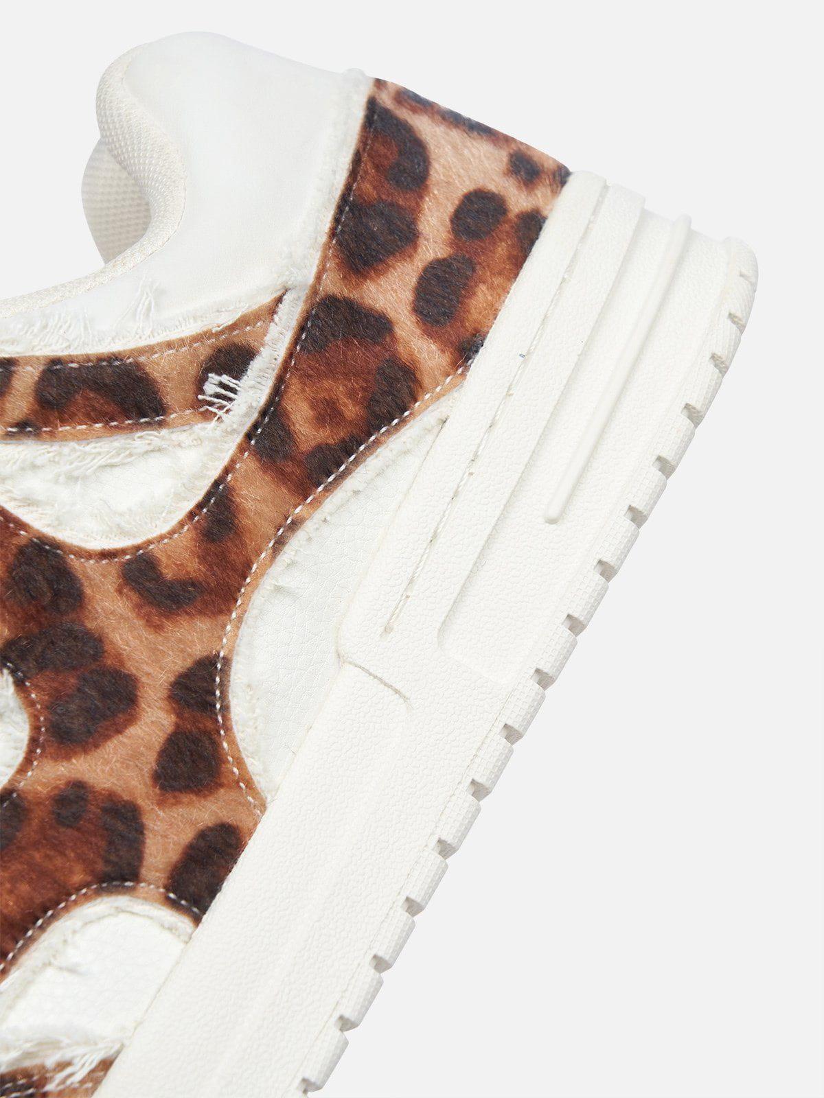 StarryClimb Leopard Patchwork Skate Shoes Product Image