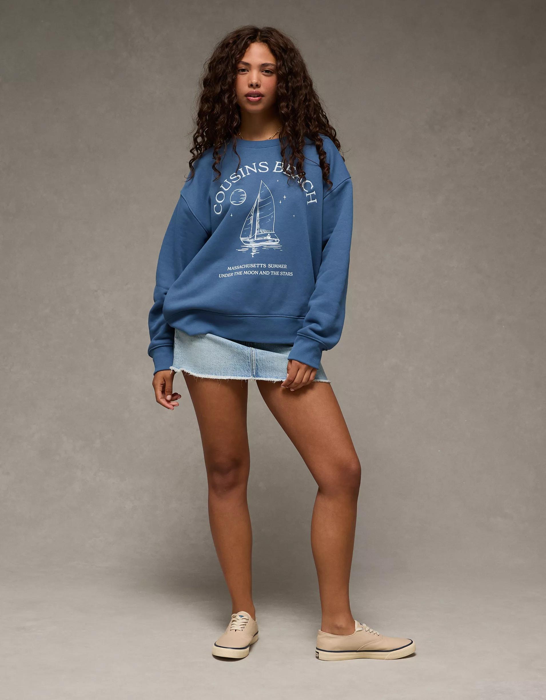 AE x The Summer I Turned Pretty Everyday Luxe Graphic Sweatshirt Product Image