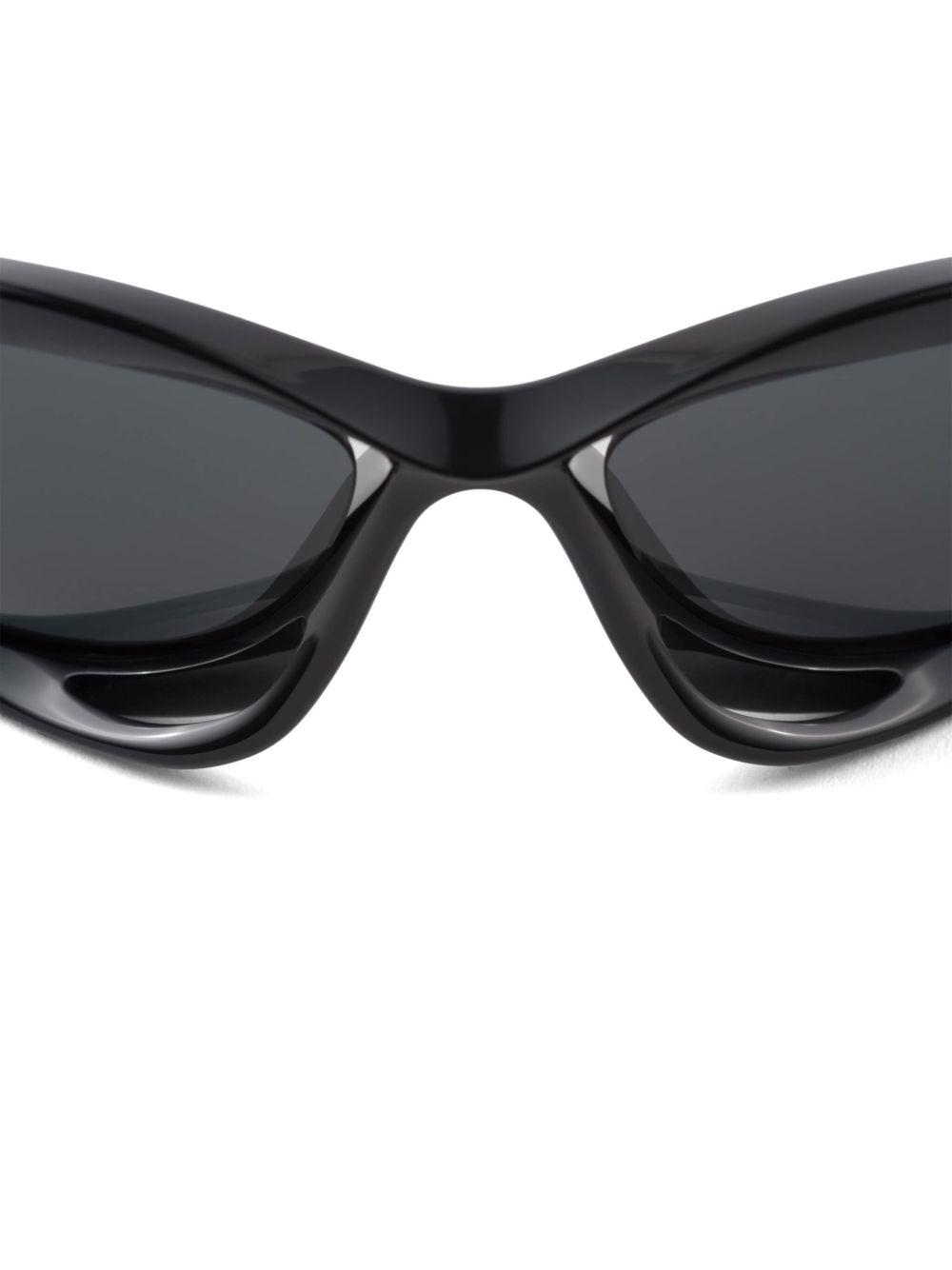 Runway sunglasses Product Image