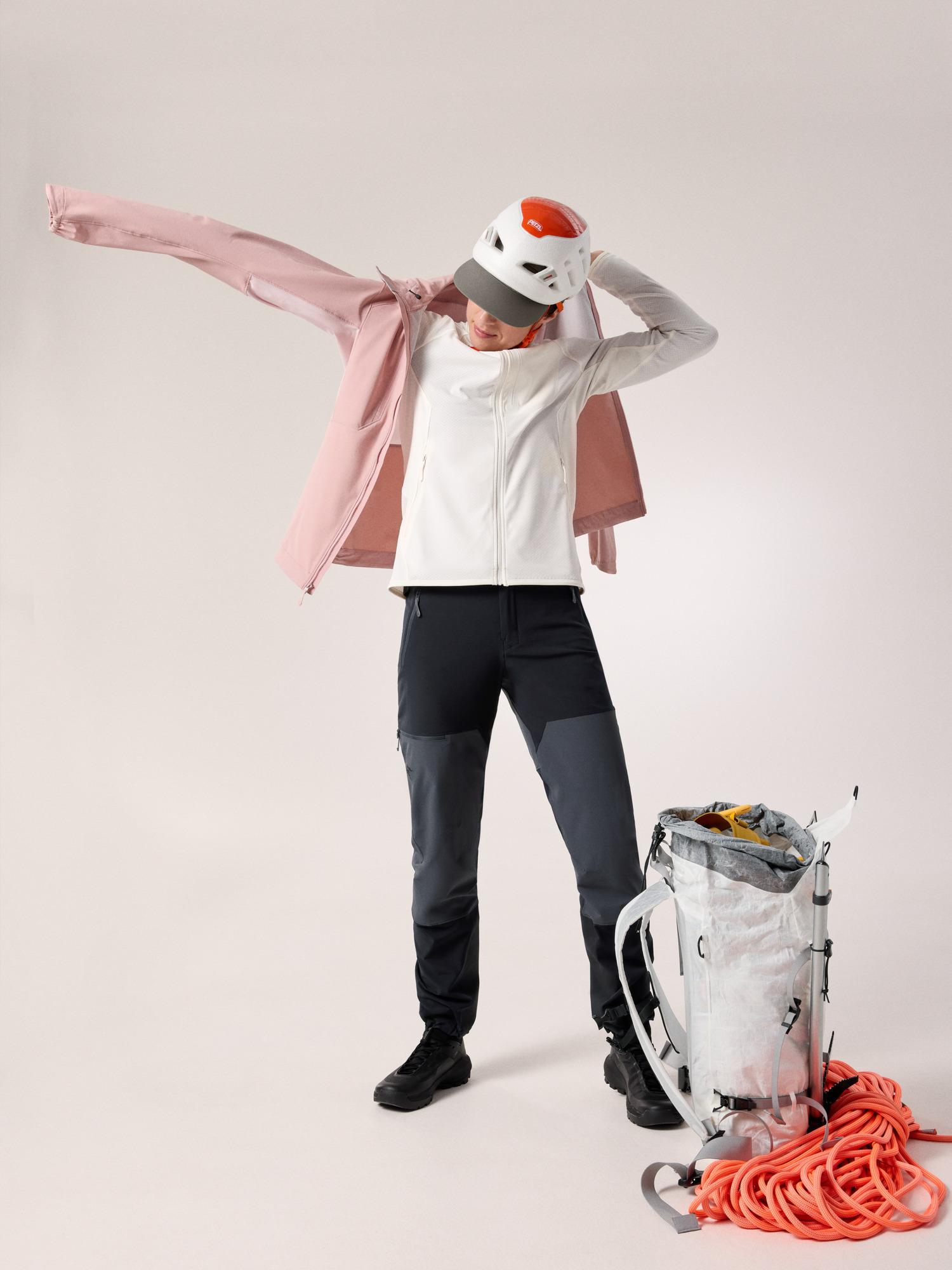 Delta Jacket Women's Product Image