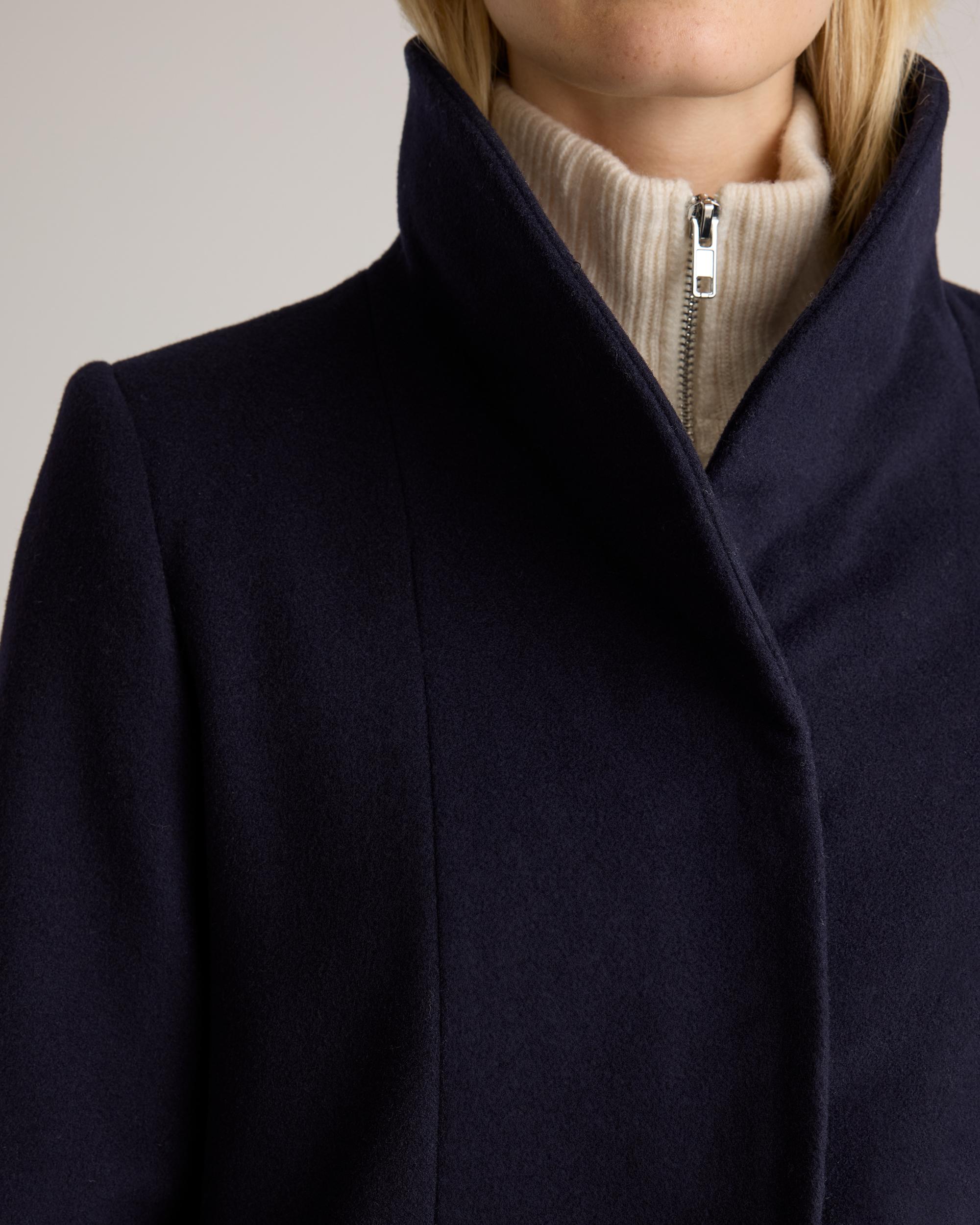 Quince | Women's Italian Wool Cocoon Coat Wool/Nylon Product Image