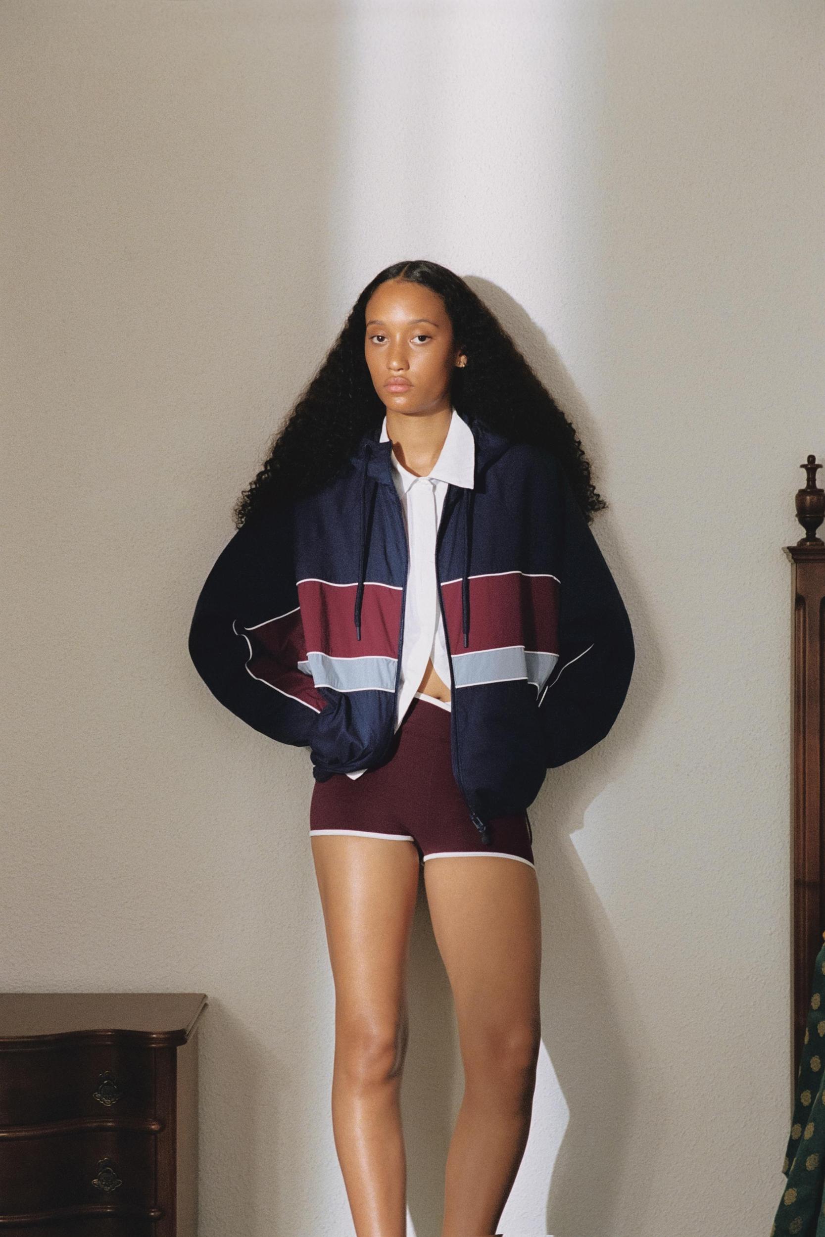 Contrast cross-over waist shorts Product Image