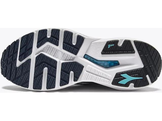 Men's | Diadora Mythos Blushield Vigore 3 Product Image