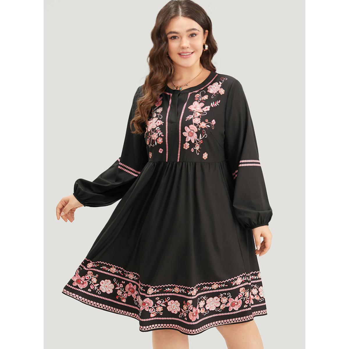 Plus Size Bandana Print Lantern Sleeve Pocket Dress Black Women Resort Elastic cuffs Round Neck Long Sleeve Curvy Knee Dress BloomChic 12/L Product Image