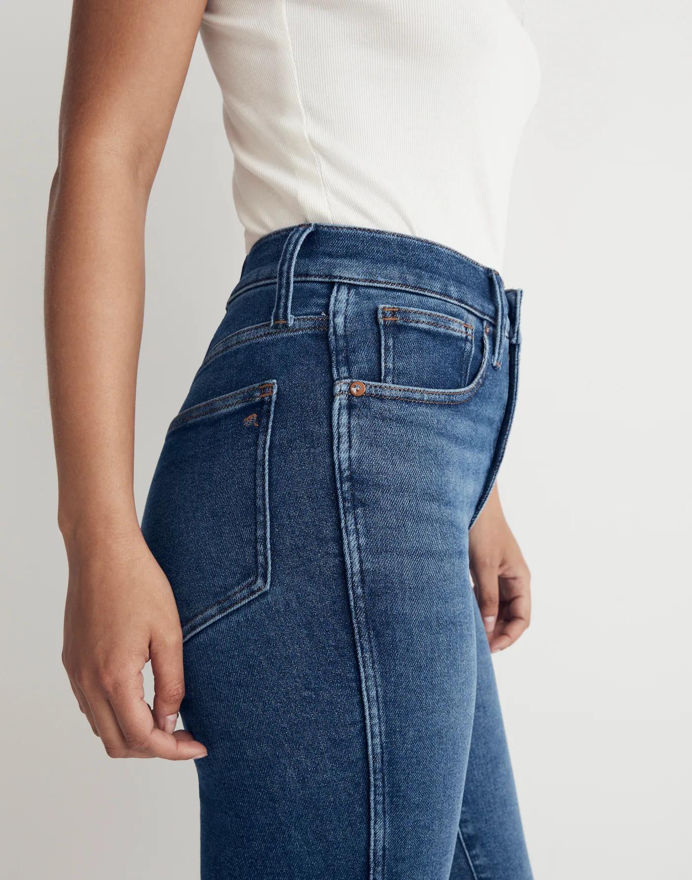 Curvy Stovepipe Jeans Product Image