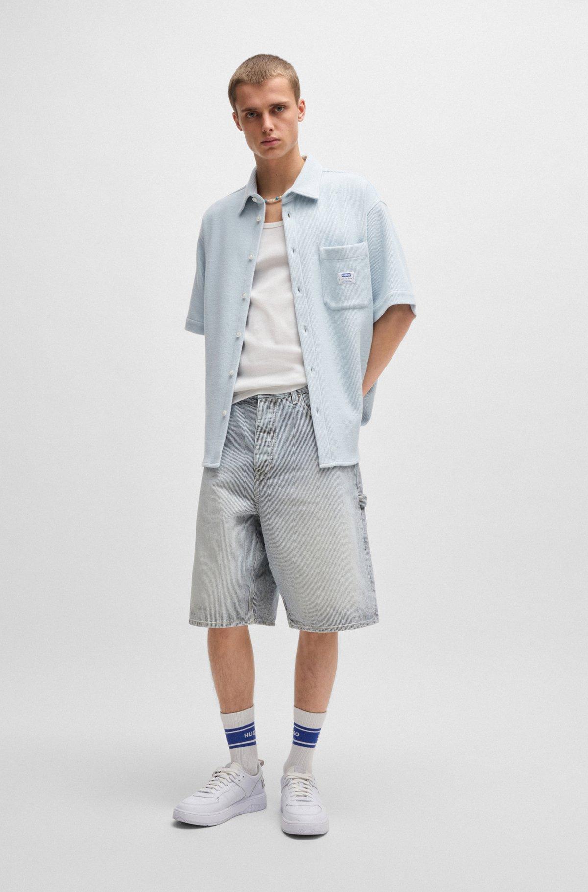 Short-sleeved shirt in waffle-structured cotton Product Image