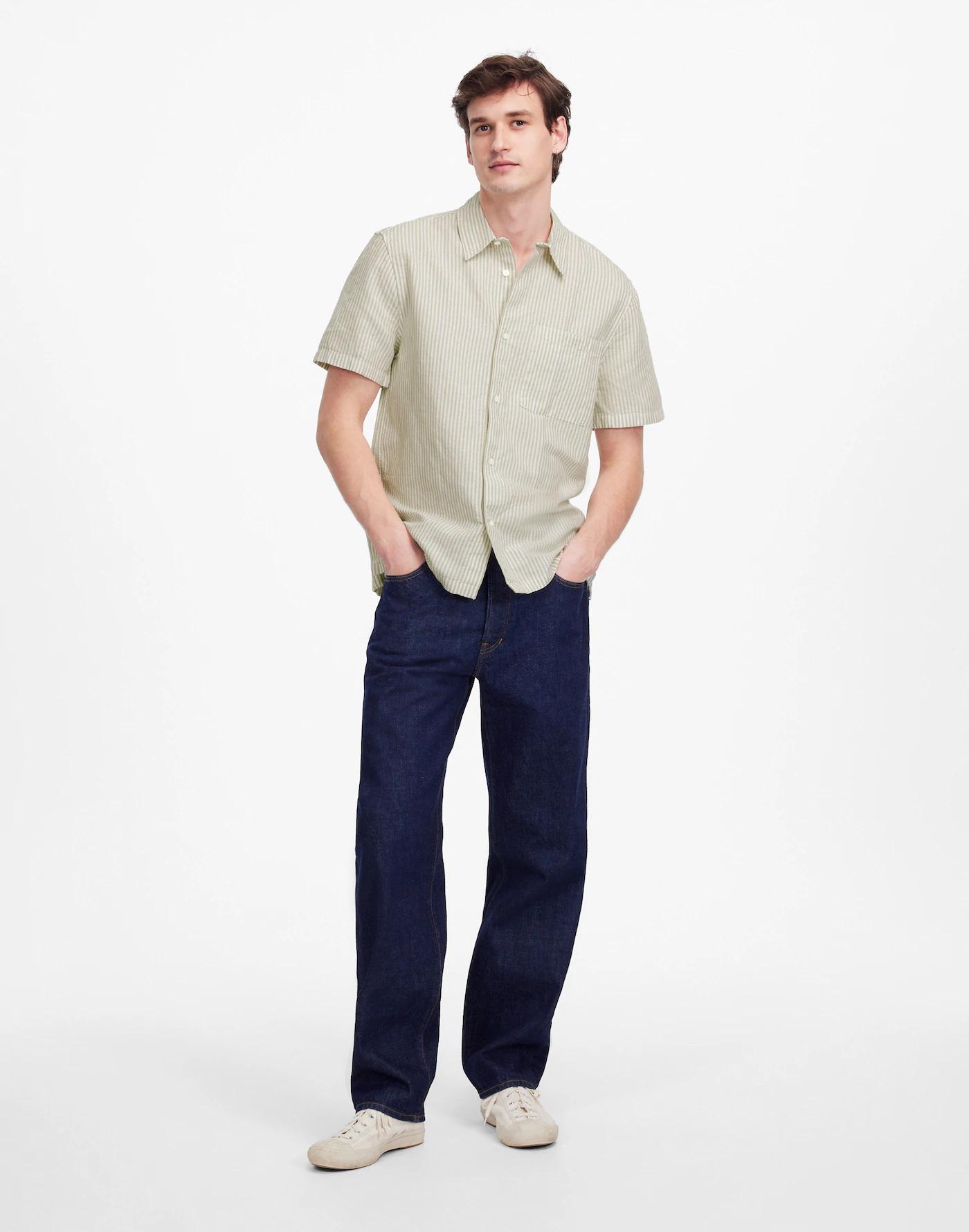 Button-Up Short-Sleeve Shirt in Cotton-Linen Blend Product Image