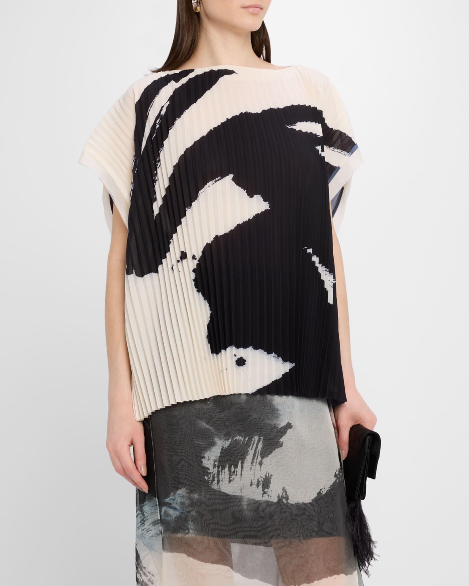 Boatneck Pleated Square Top With Artwork By Tong Product Image
