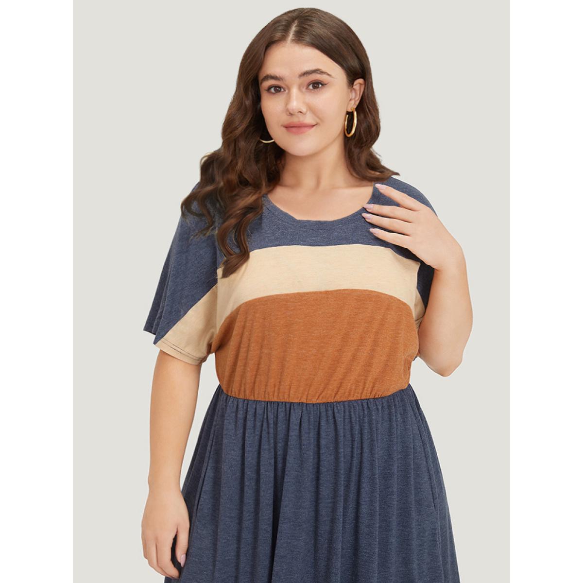 Plus Size Supersoft Essentials Contrast Pocket Gathered Elastic Waist Dress DarkBlue Women Casual Plain Round Neck Short sleeve Curvy Midi Dress BloomChic 12/L Product Image