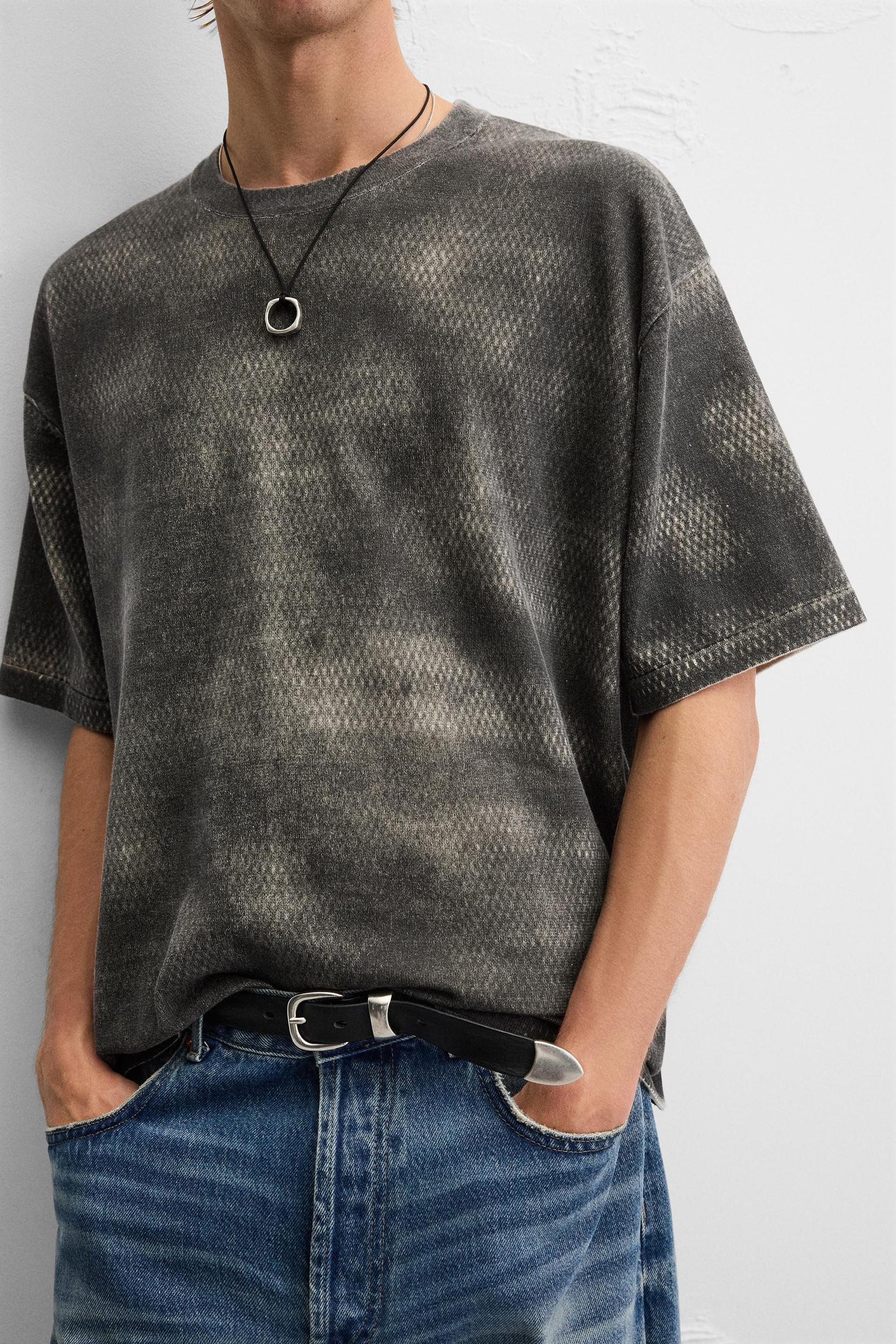 WASHED PRINT KNIT T-SHIRT Product Image