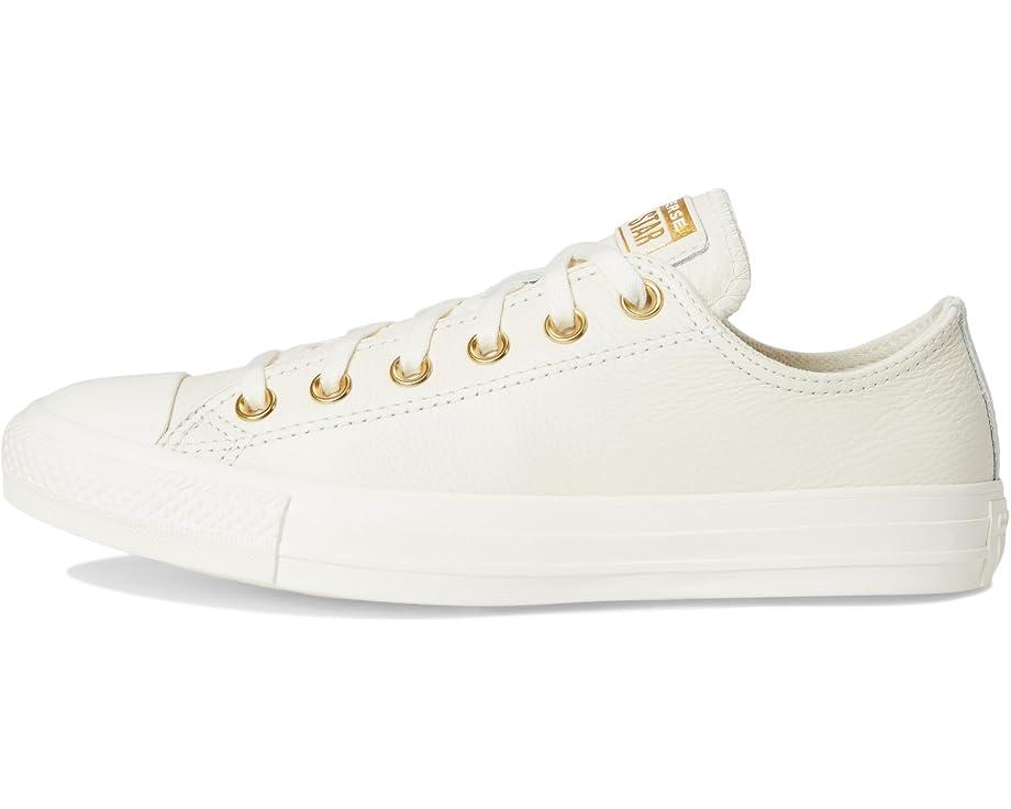 Chuck Taylor All Star Dainty Suede Product Image