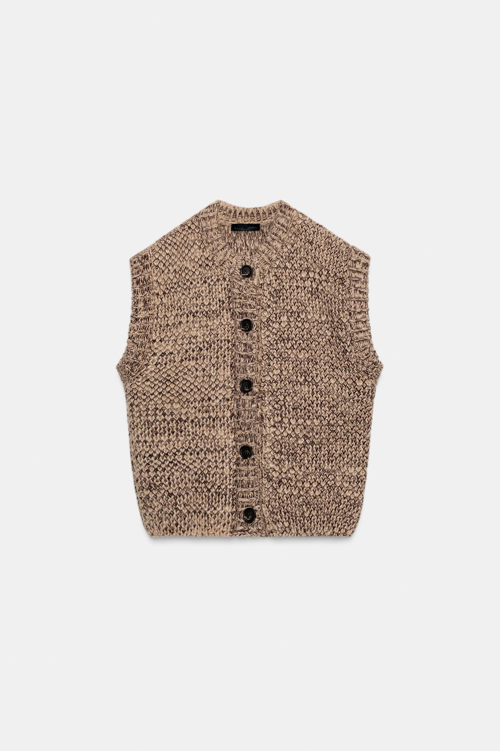 CHUNKY KNIT VEST Product Image