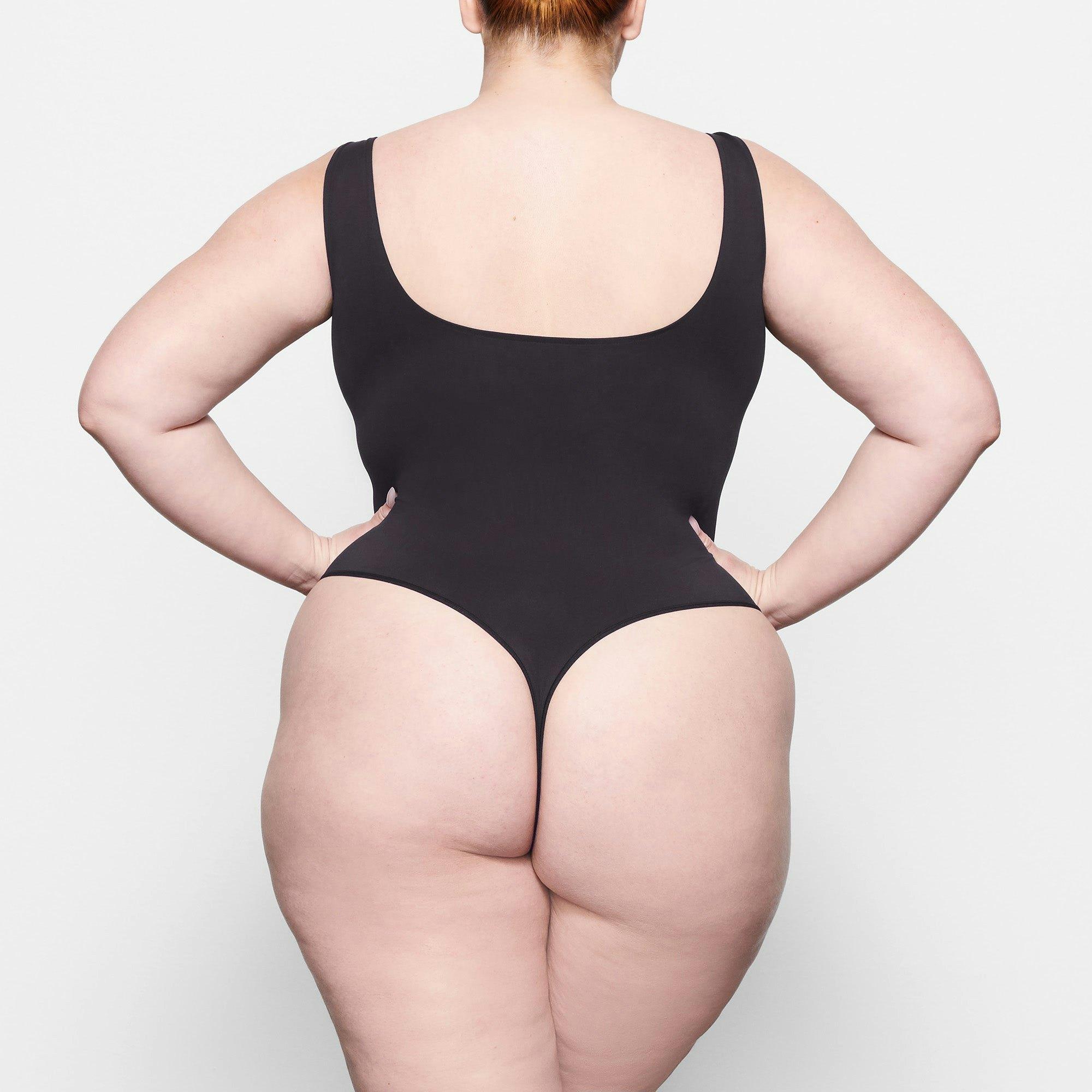 SOFT SMOOTHING SEAMLESS THONG BODYSUIT | ONYX Product Image