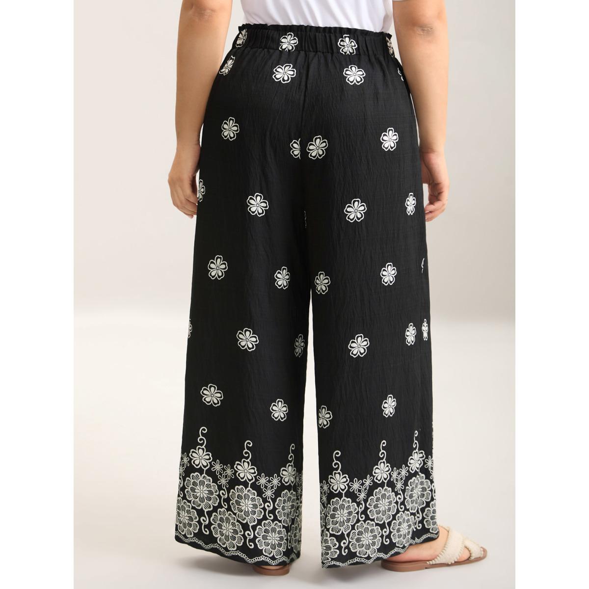 Plus Size Boho Print Drawstring Wide-Leg Pants Women BlackFlower Resort Wide Leg Mid Rise Vacation Pants BloomChic 10/M Product Image