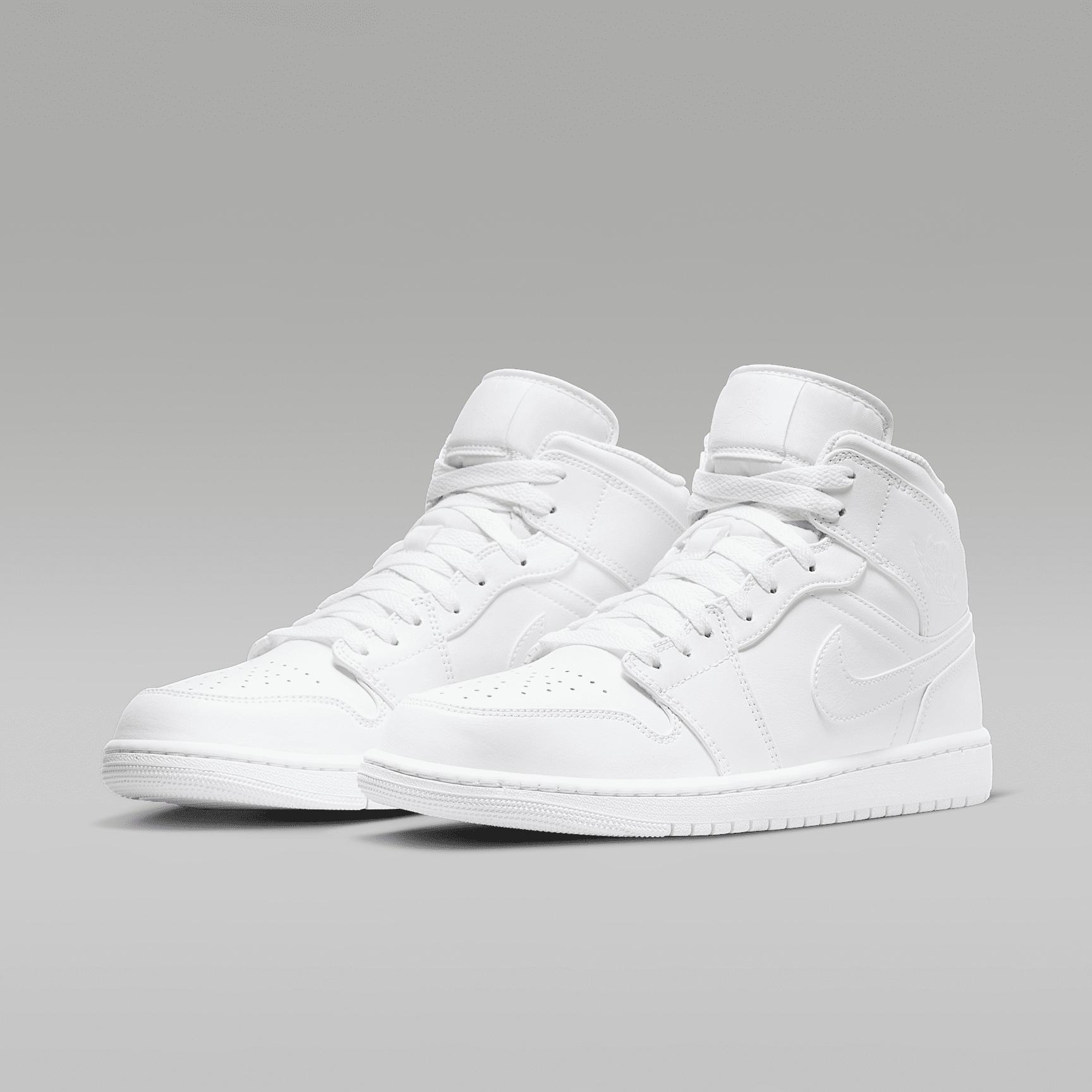 Men's Air Jordan 1 Mid Shoes Product Image