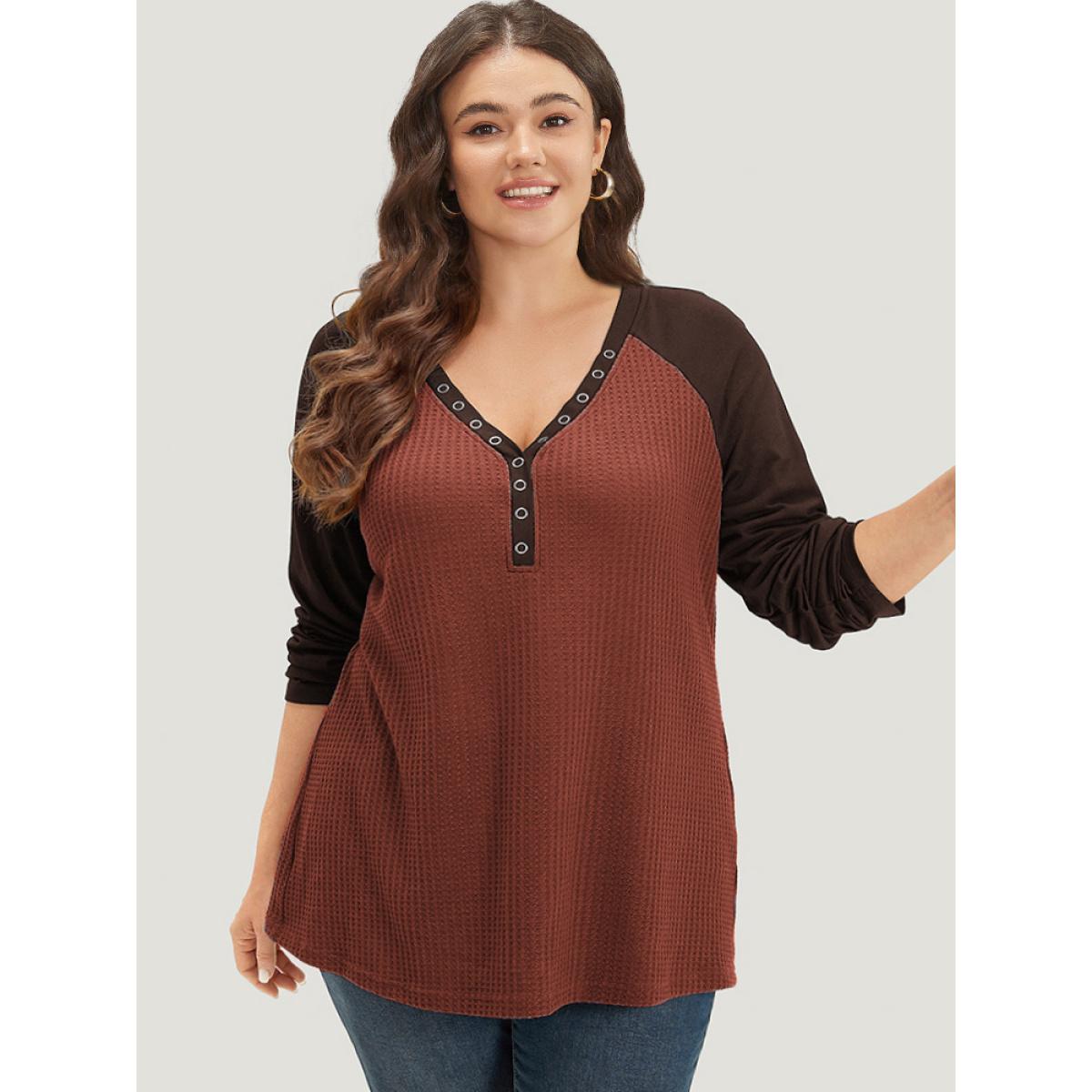 Plus Size Waffle Knit Raglan Sleeve Metal Buckle Detail T-shirt SlateGray Women Leisure Contrast Plain Casual T-shirts BloomChic 14-16/1X Product Image