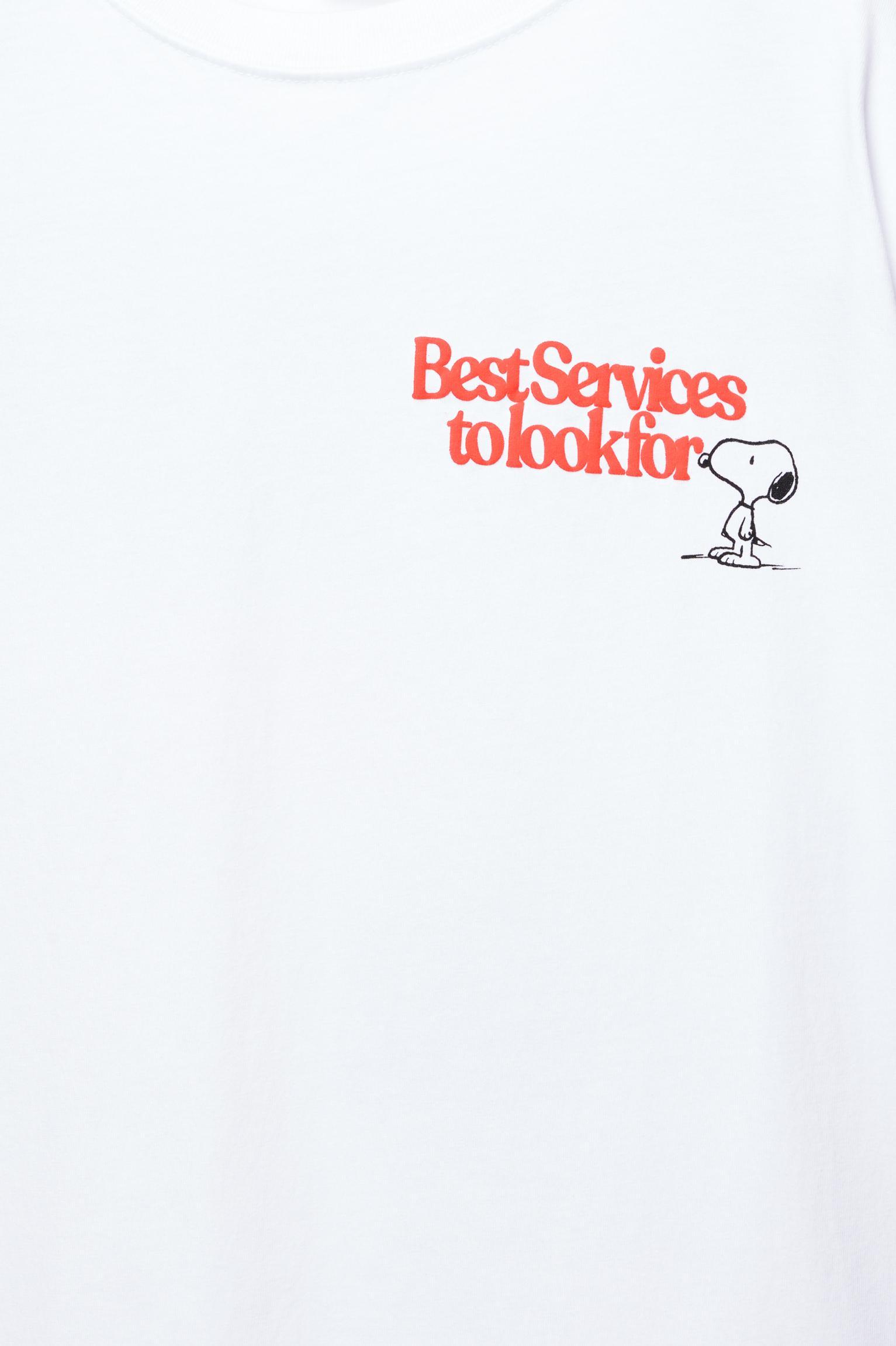Snoopy white T-shirt Product Image